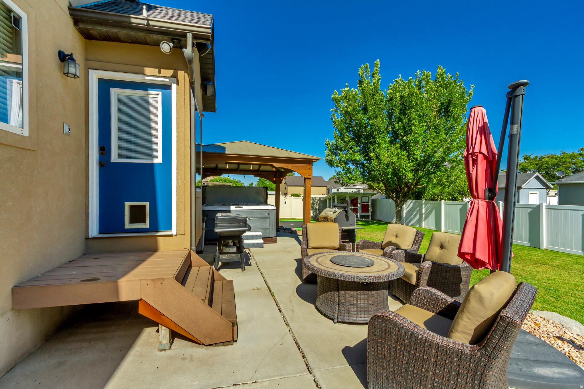 main property photo 64