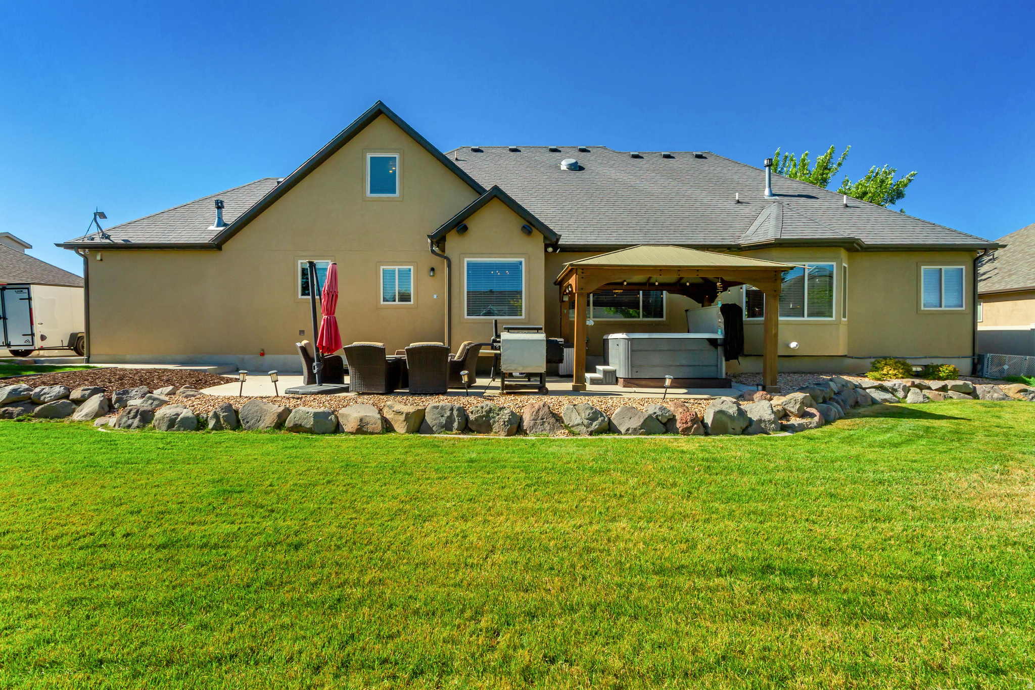 main property photo 66