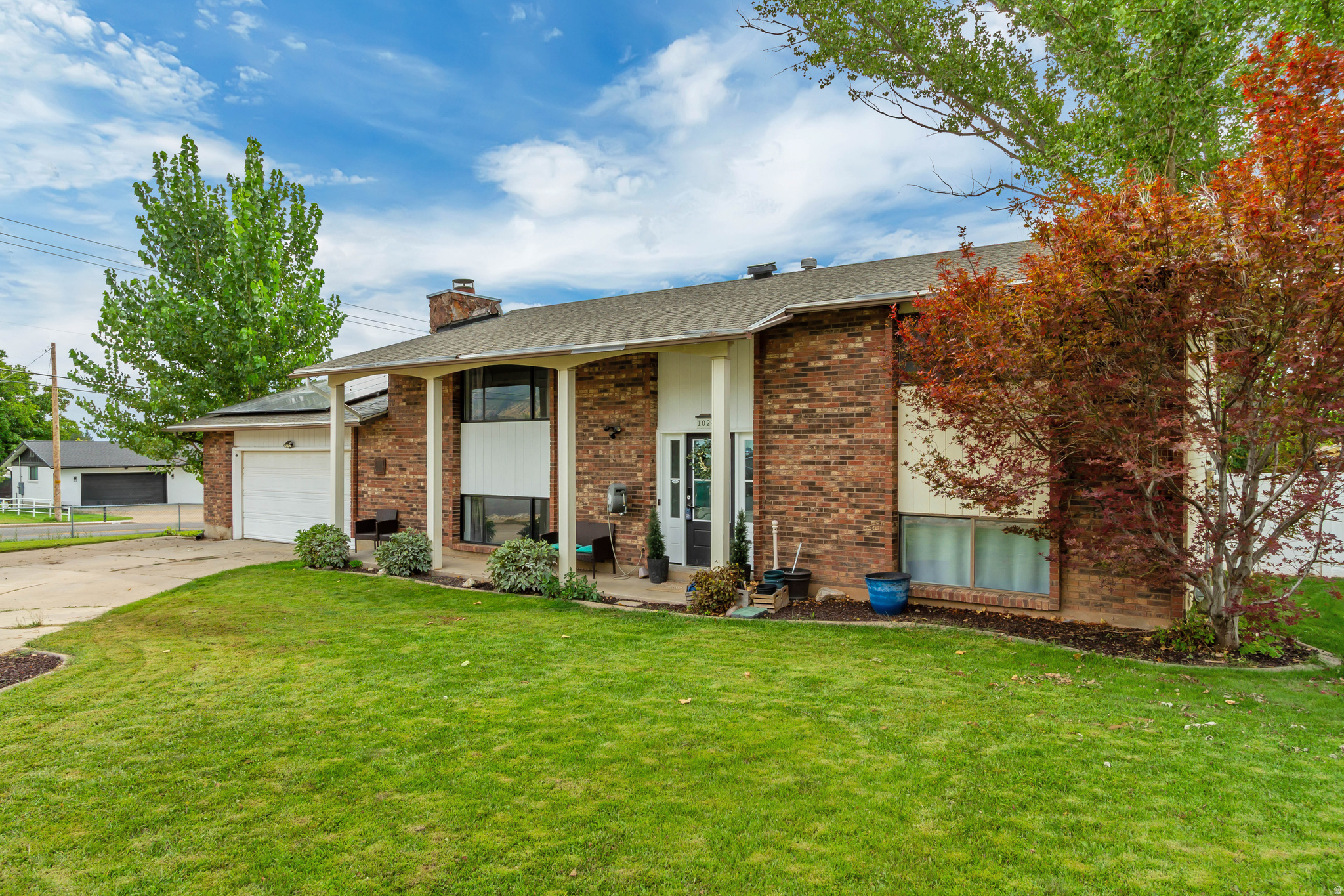 main property photo 26