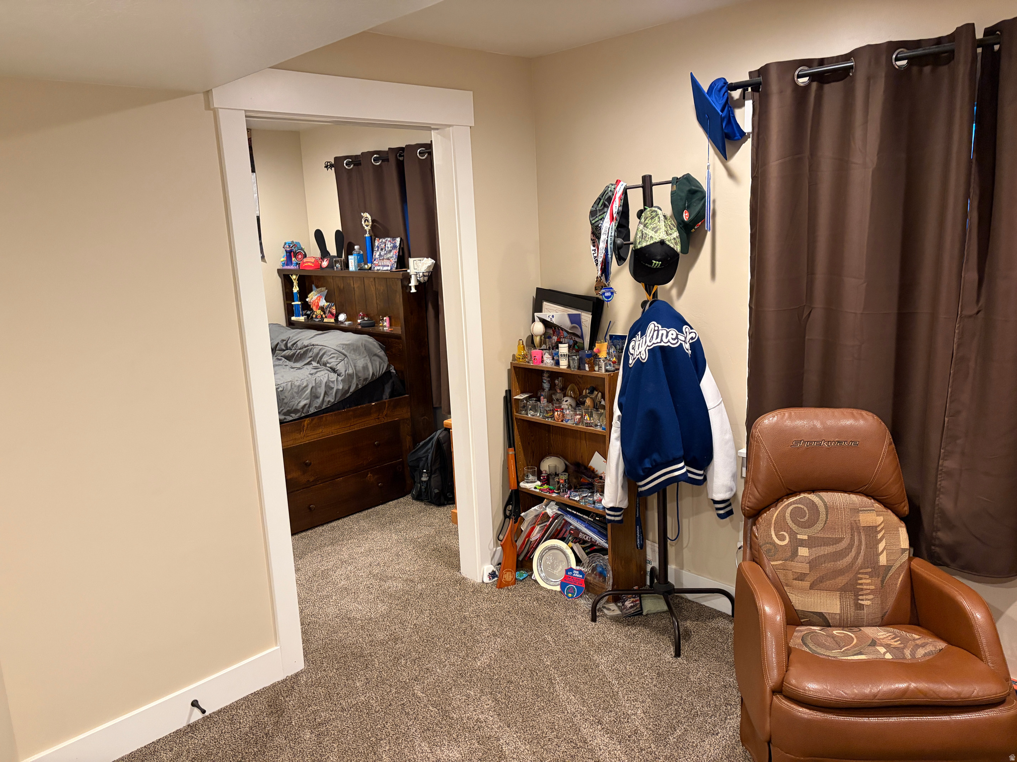 main property photo 38