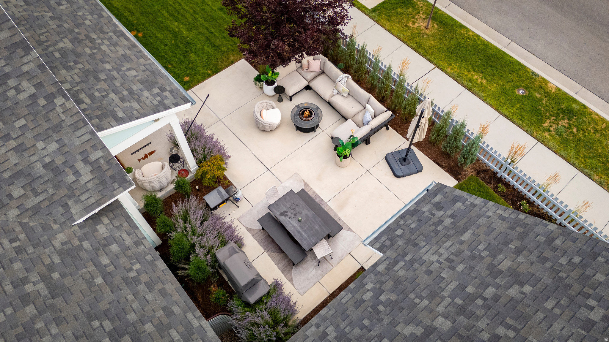 main property photo 58