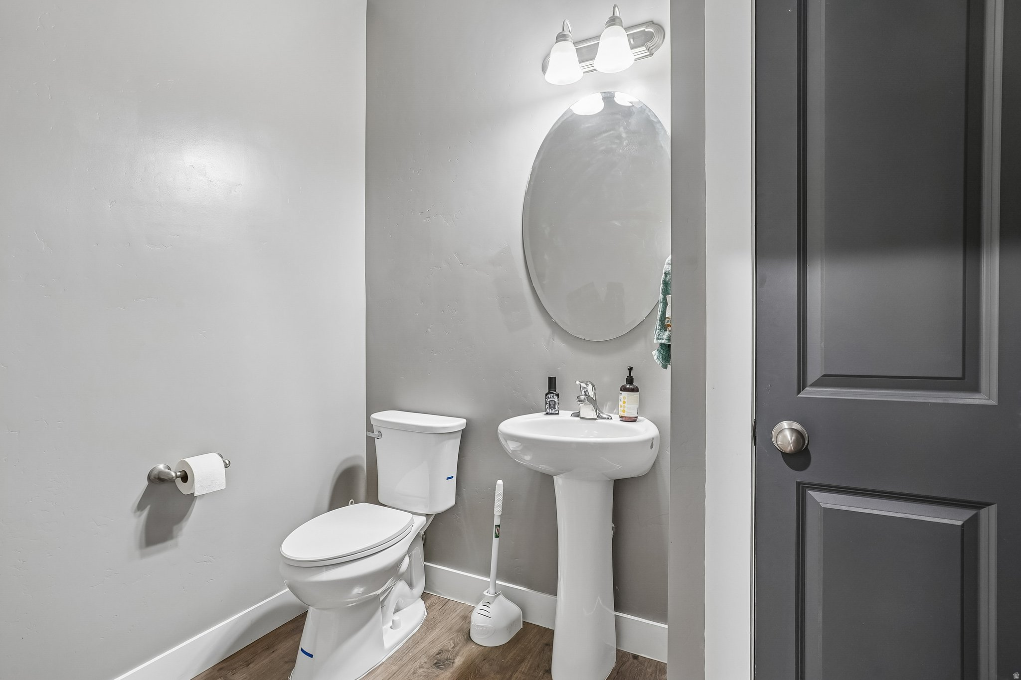 main property photo 16