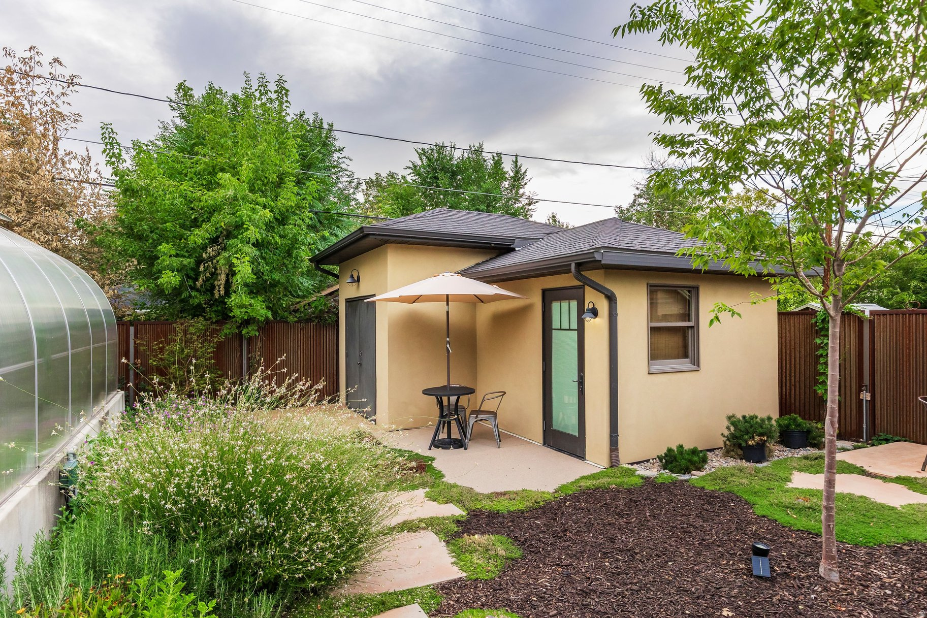 main property photo 33