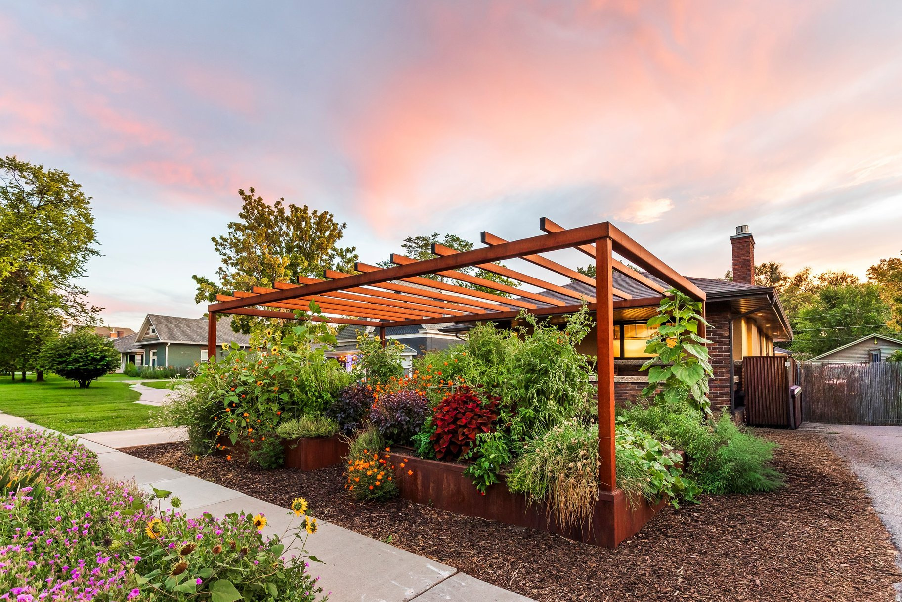 main property photo 36