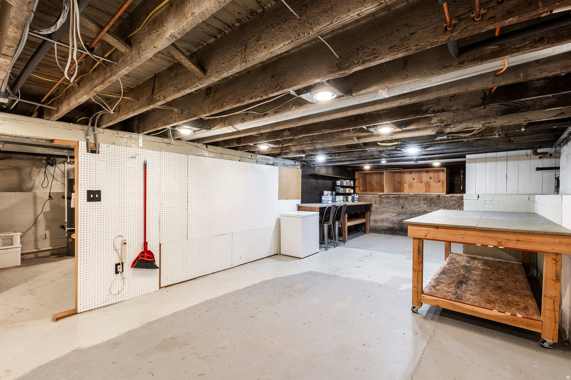 main property photo 60