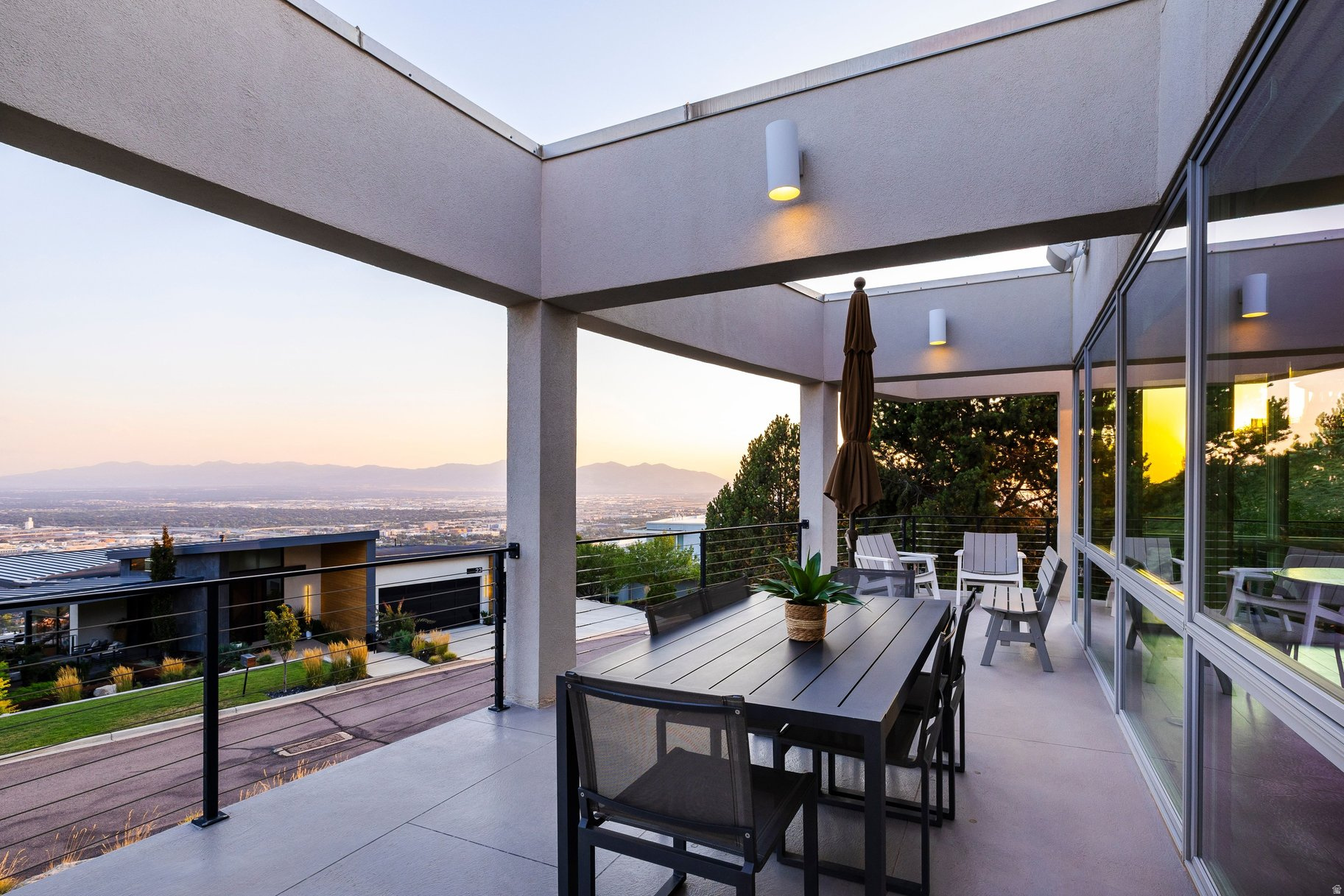 main property photo 76