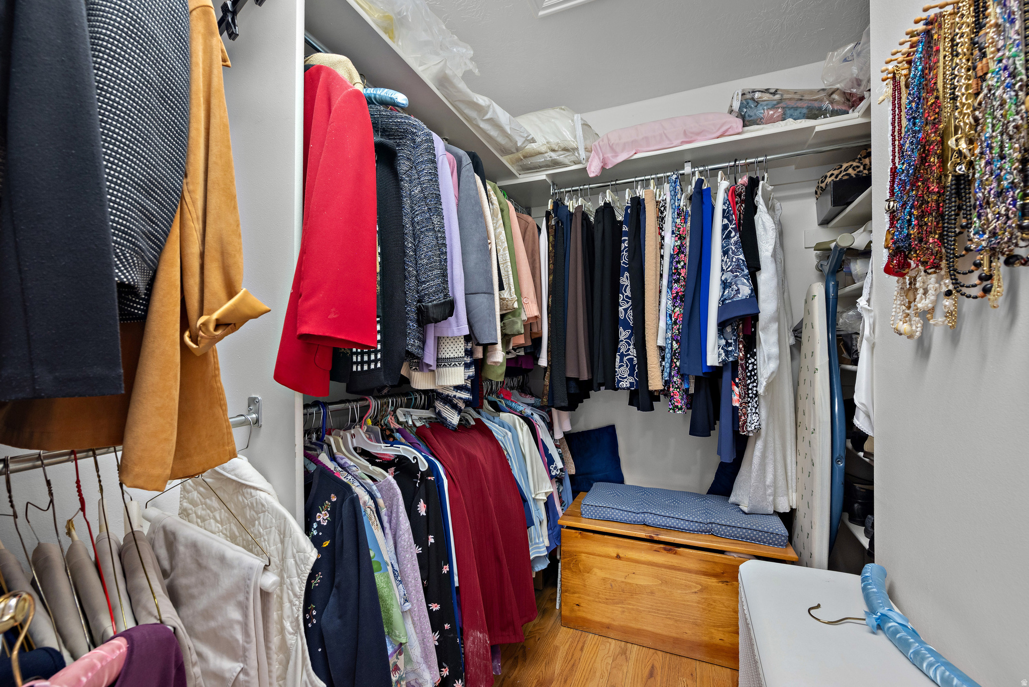 main property photo 16
