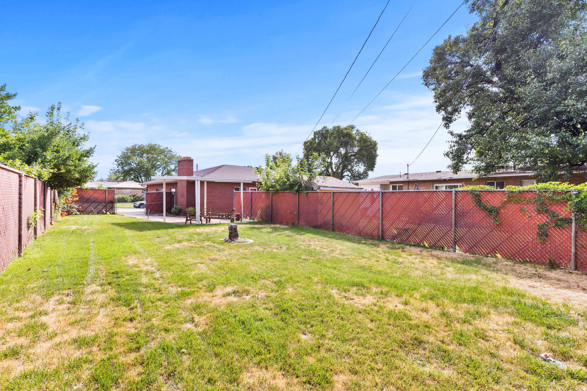 main property photo 29