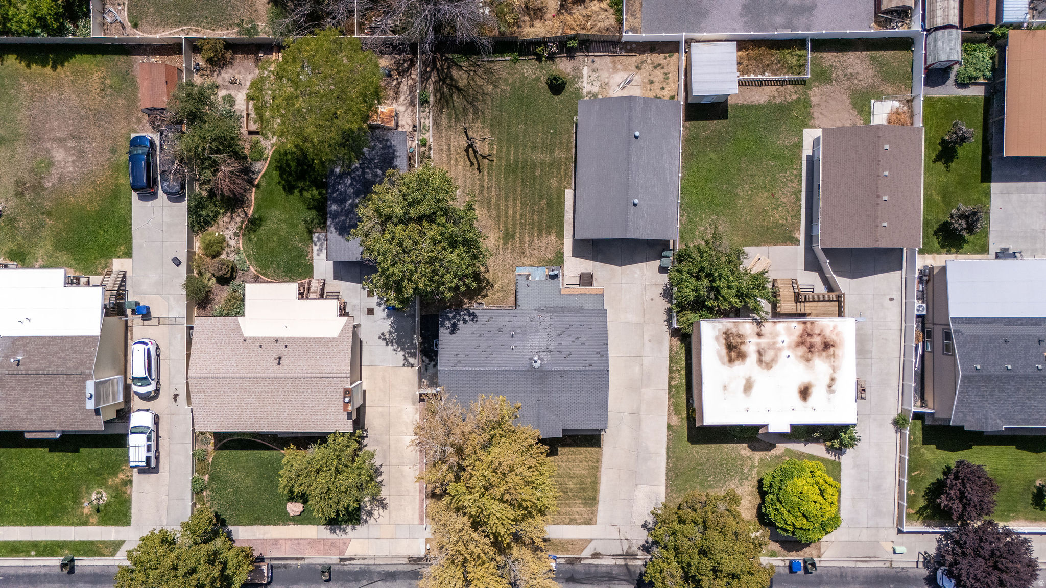 main property photo 44