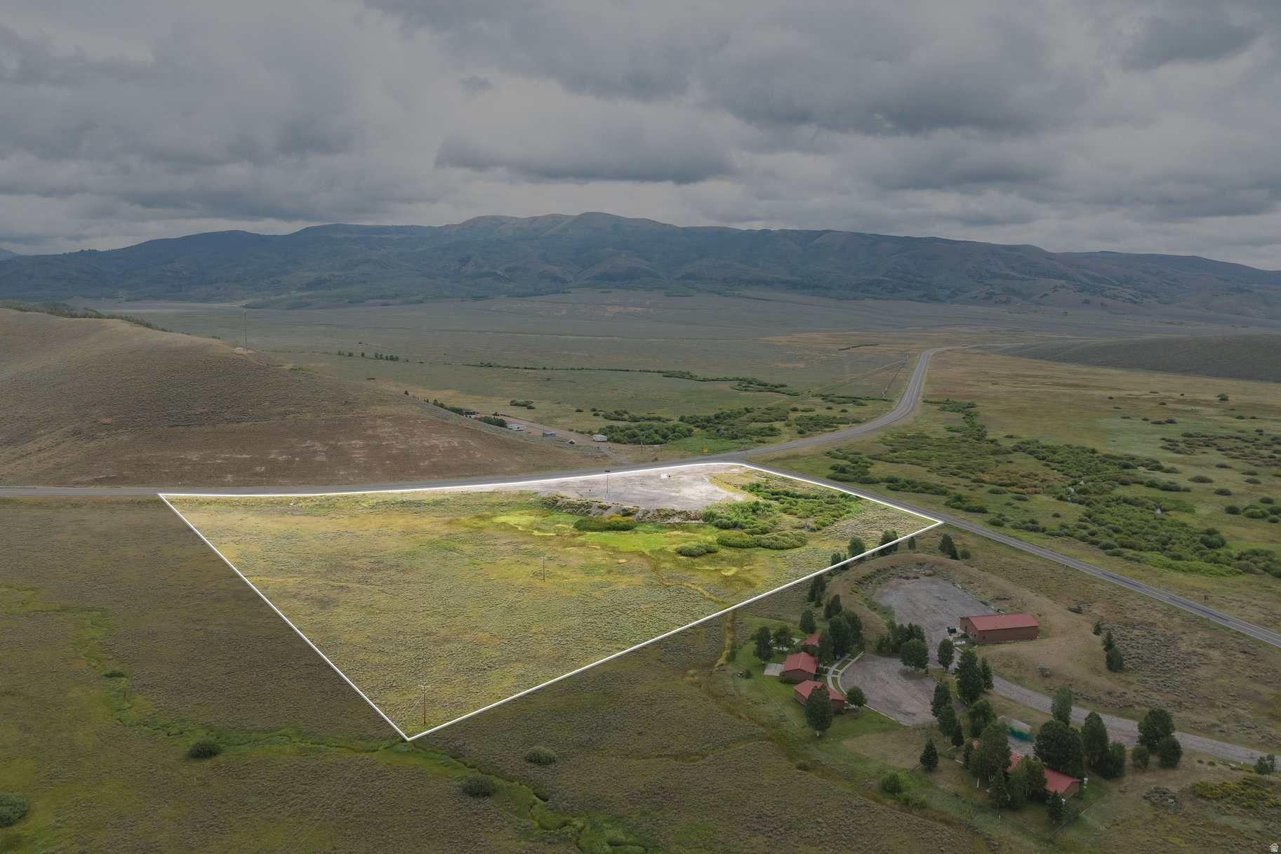 main property photo 4