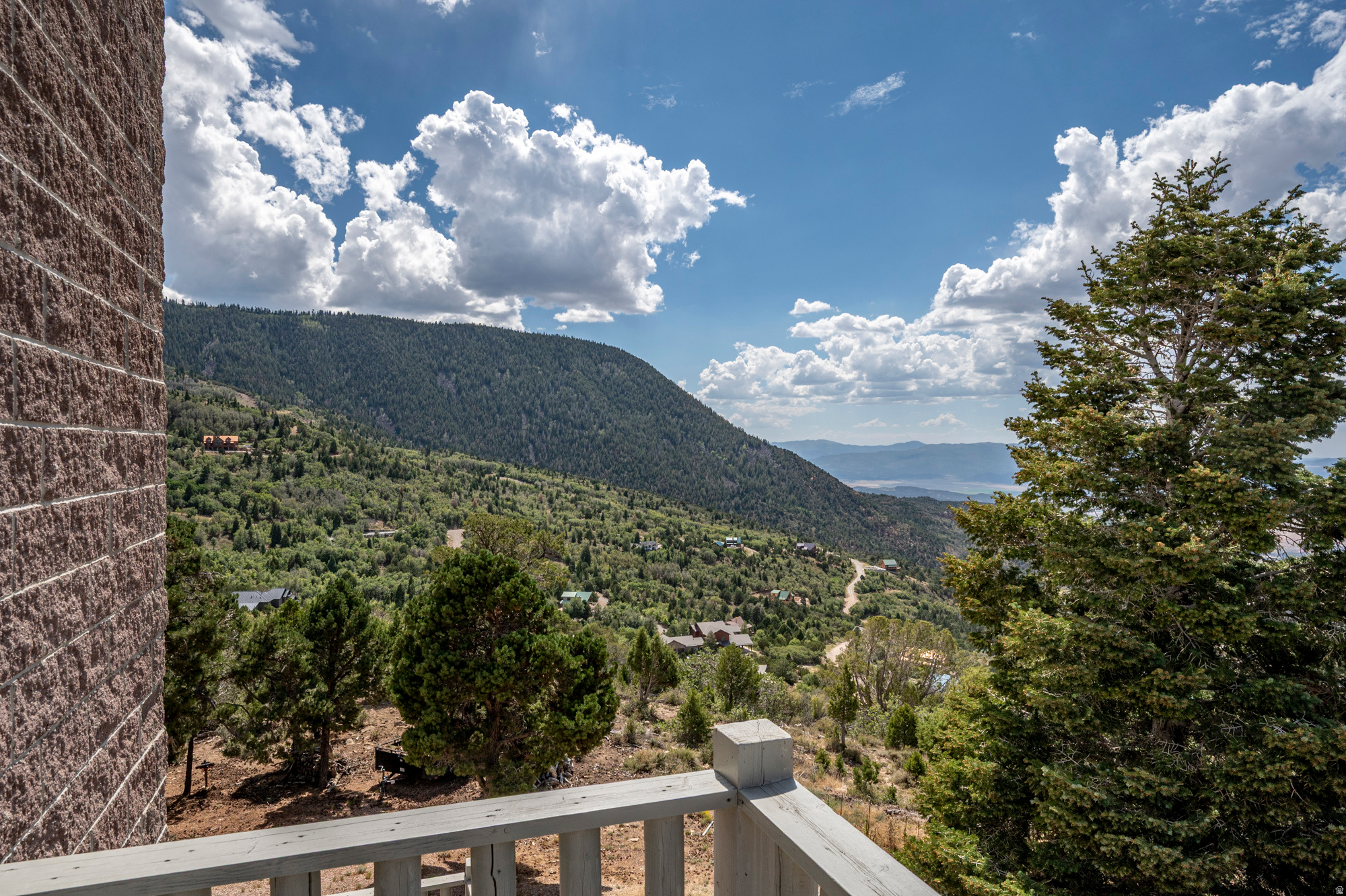 main property photo 50