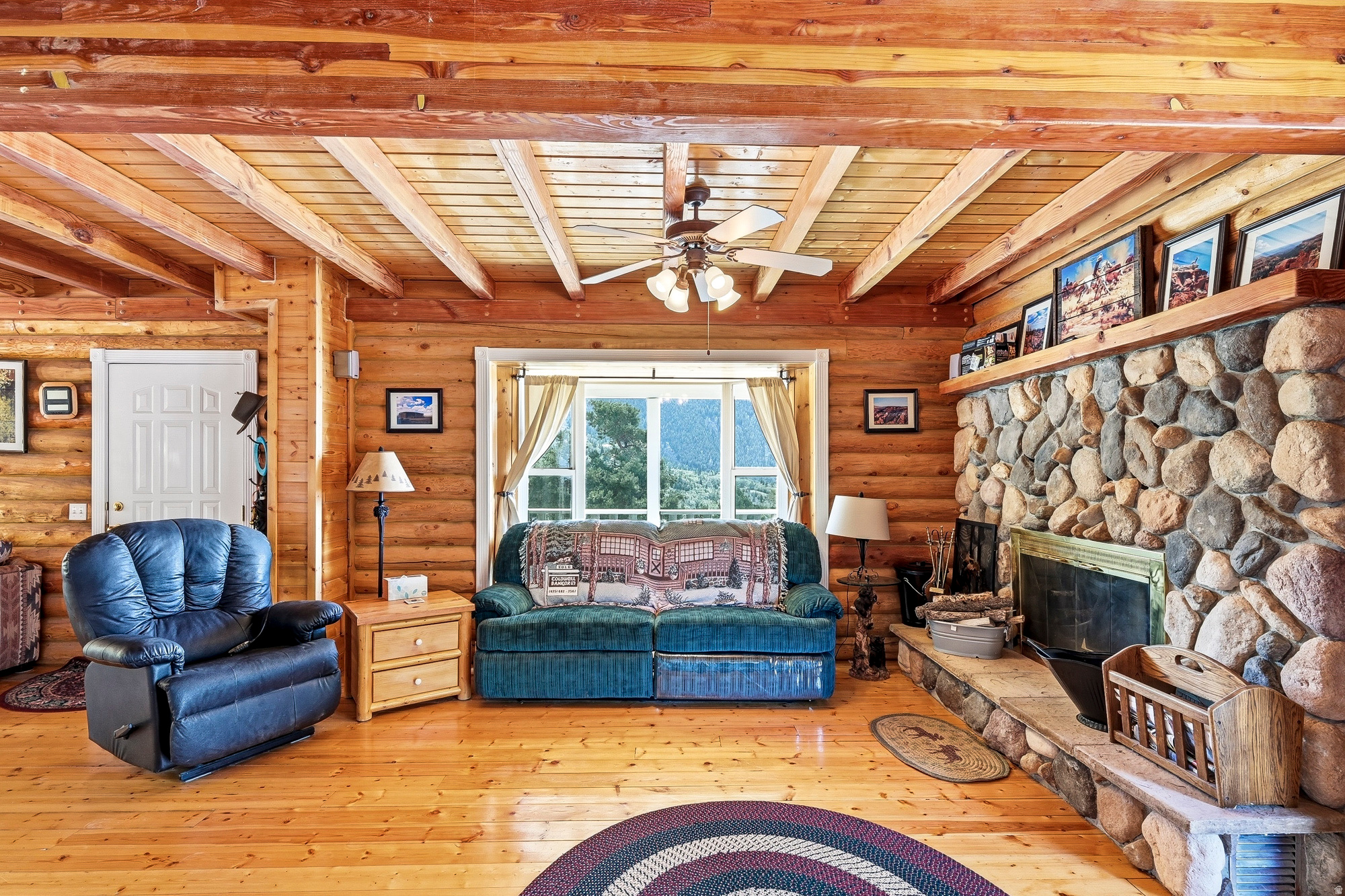 main property photo 8