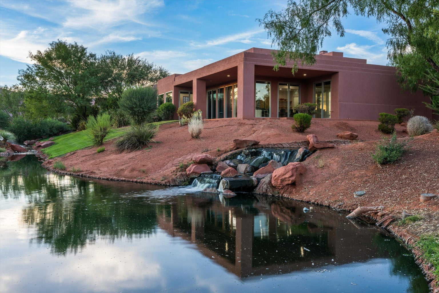 main property photo 4