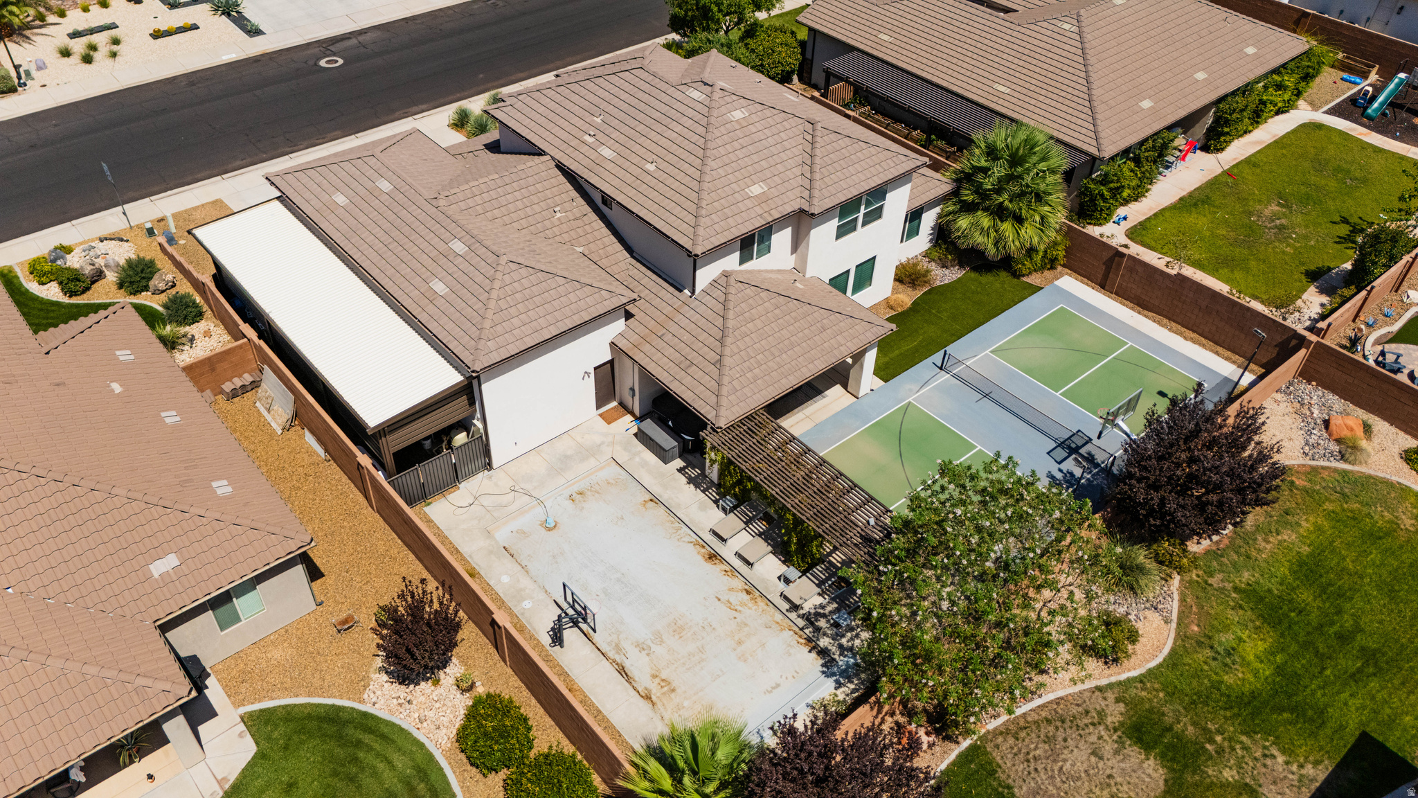 main property photo 47
