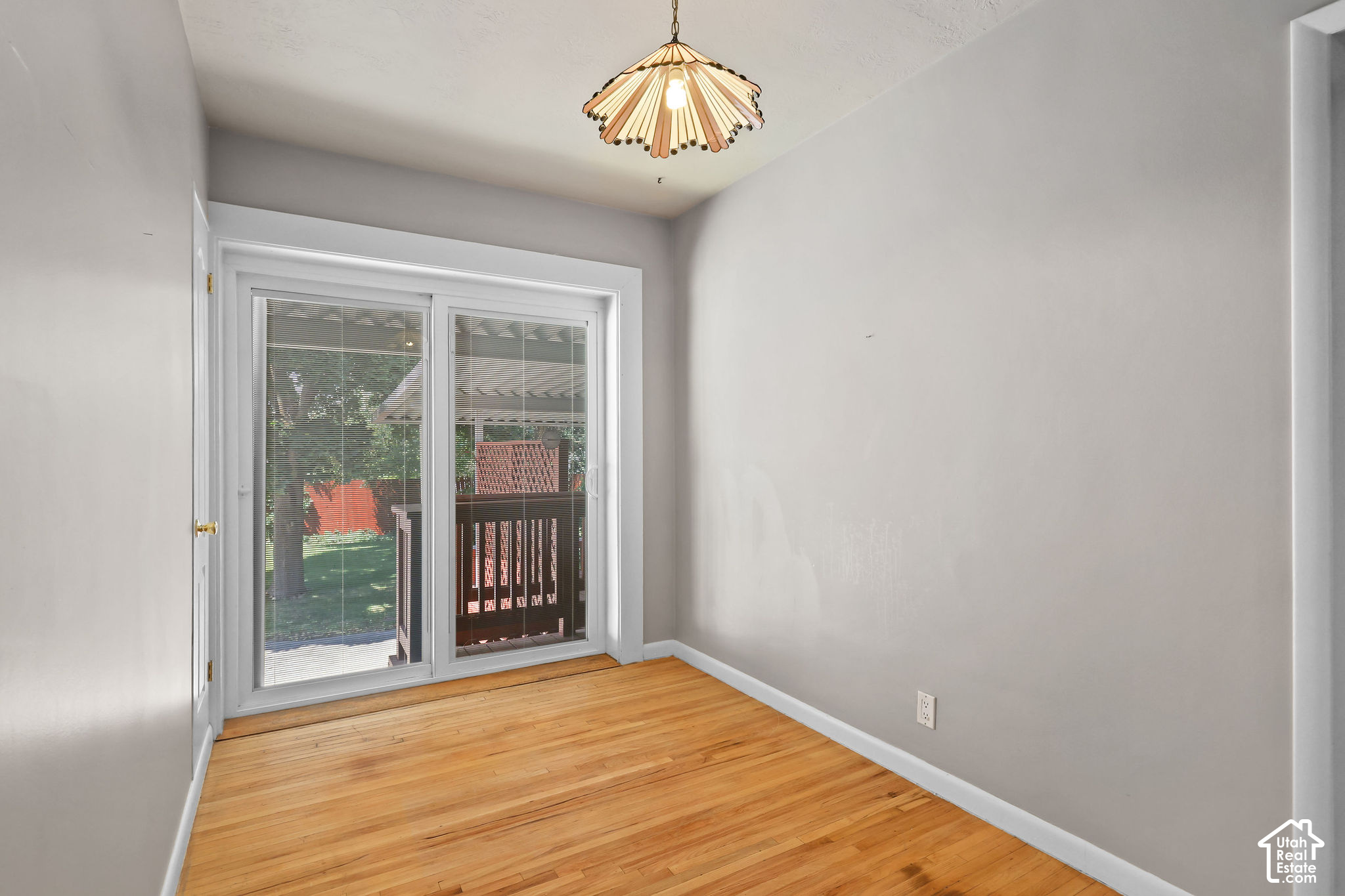 property viewer photo 10