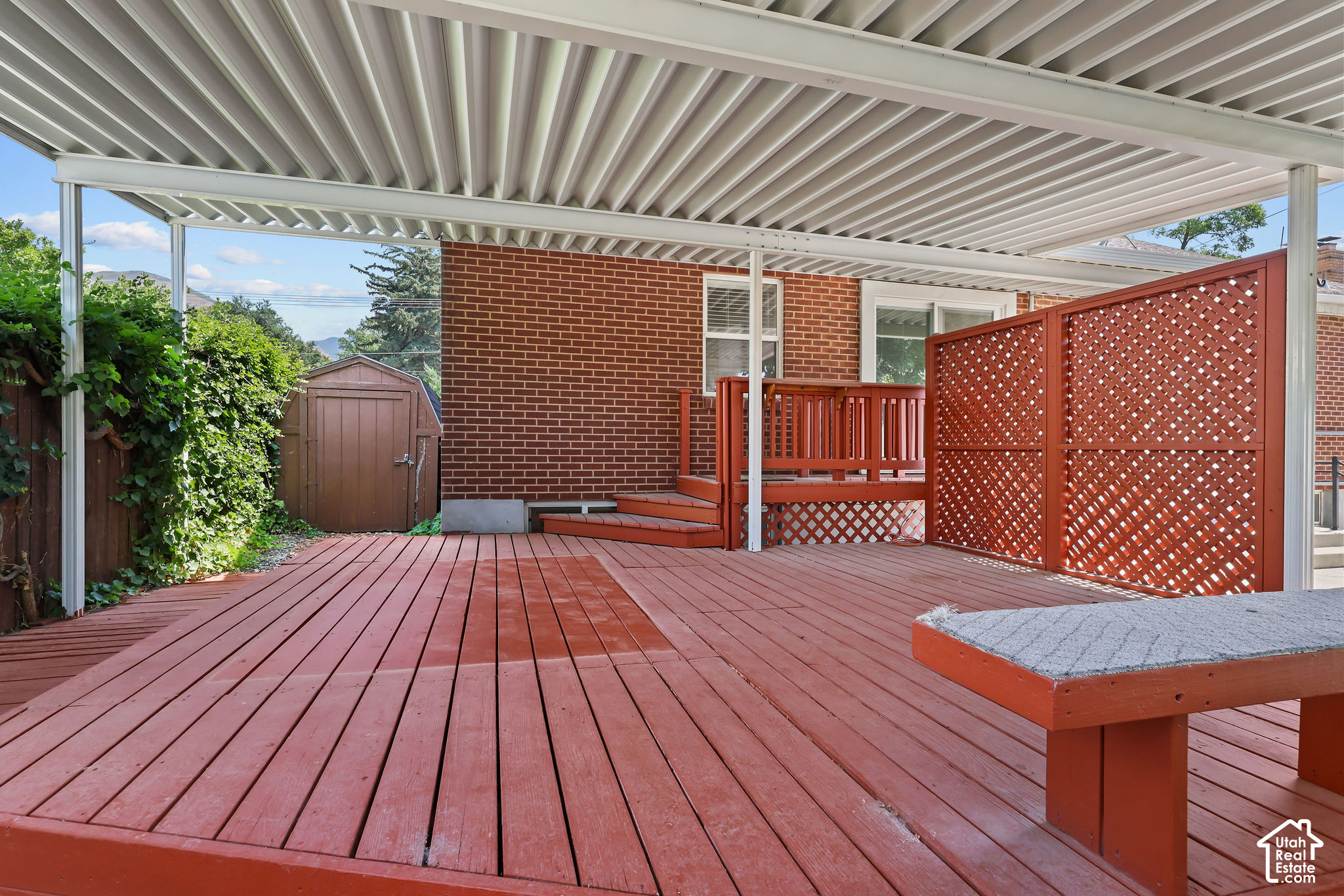 property viewer photo 35