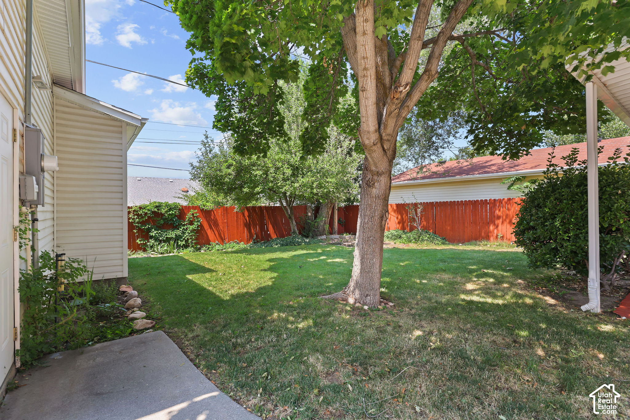 property viewer photo 37