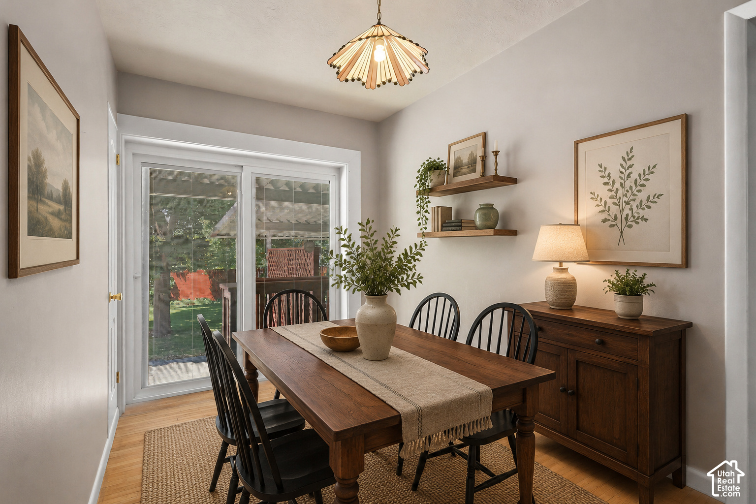 property viewer photo 9
