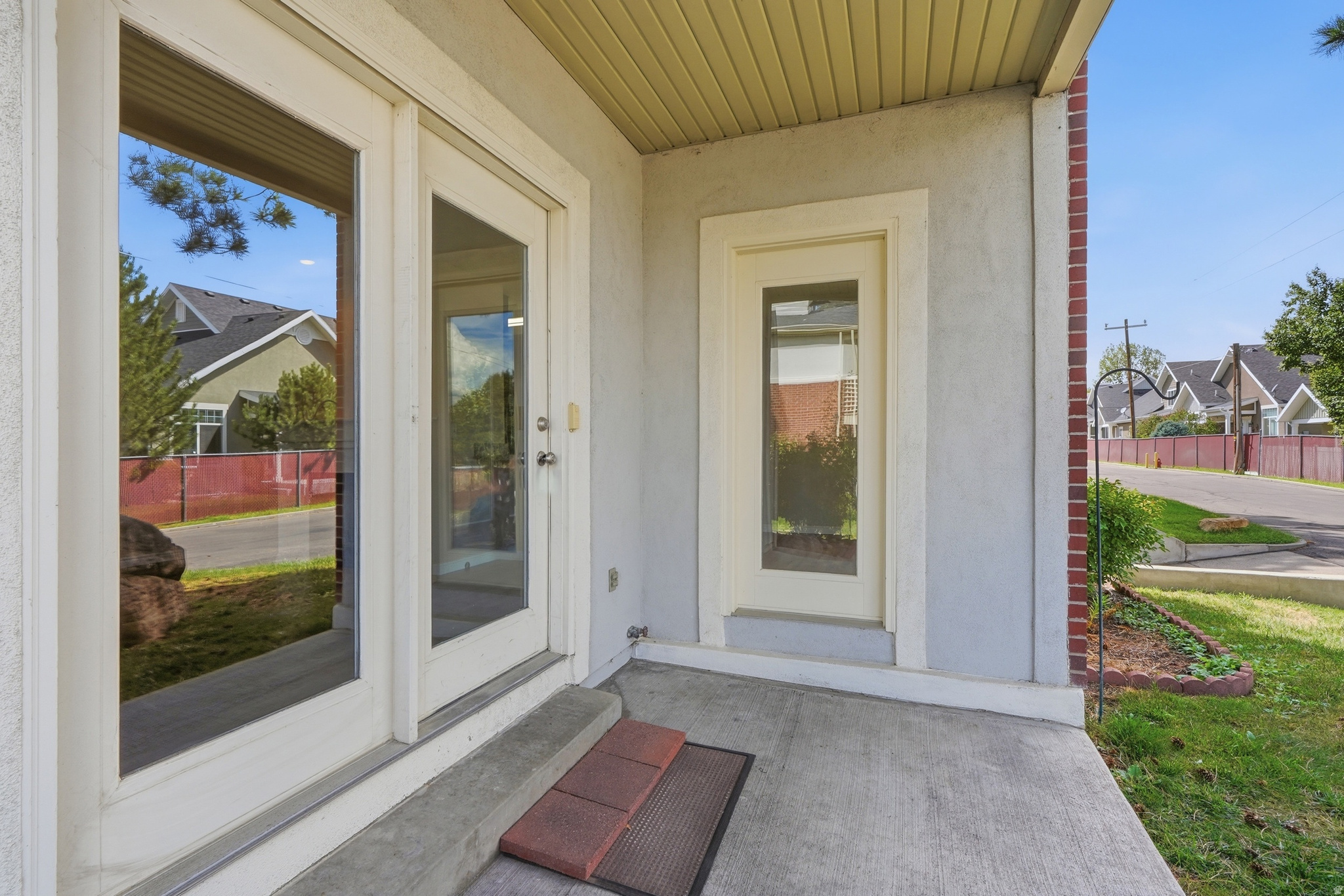 main property photo 11