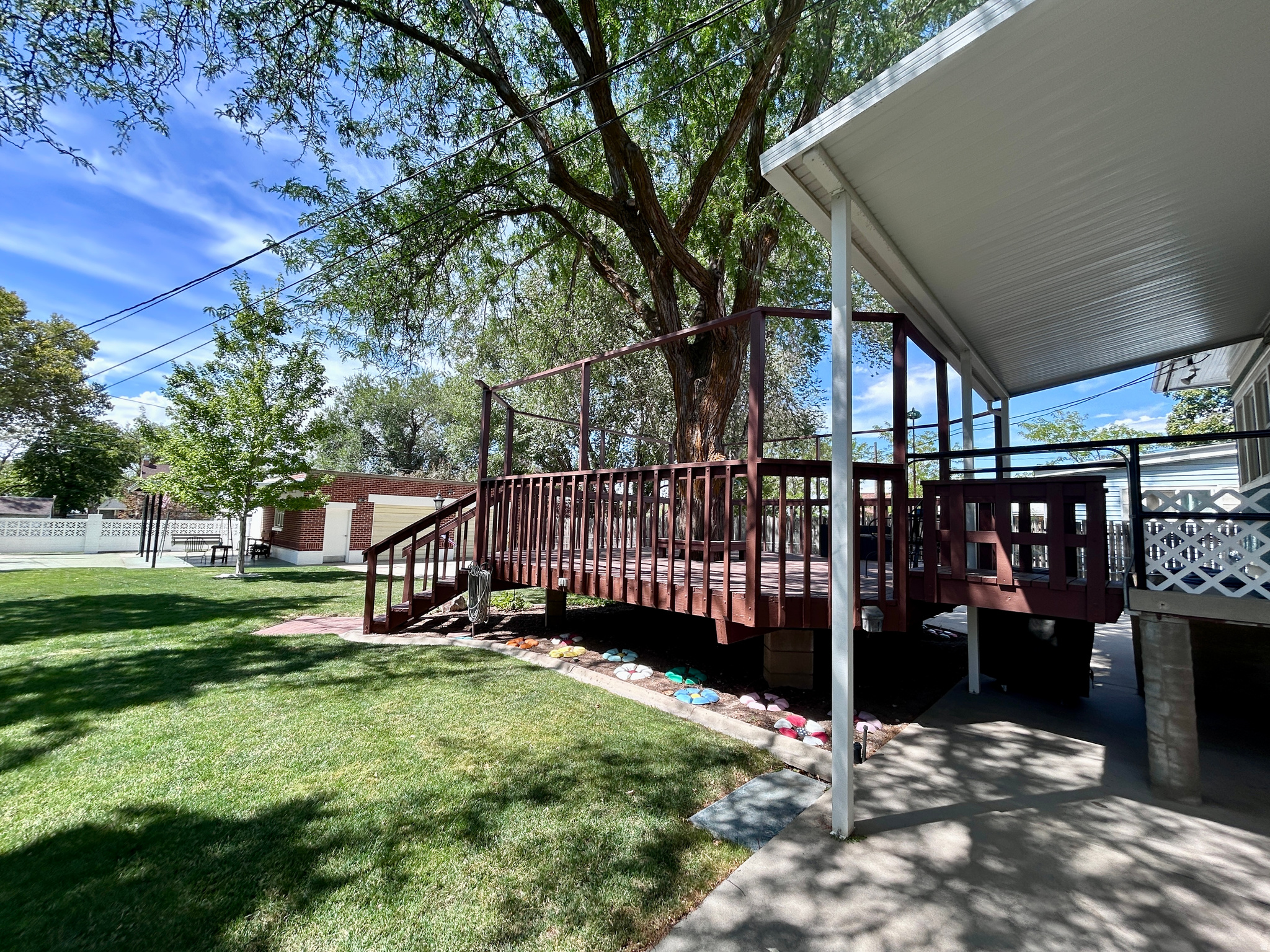 main property photo 8