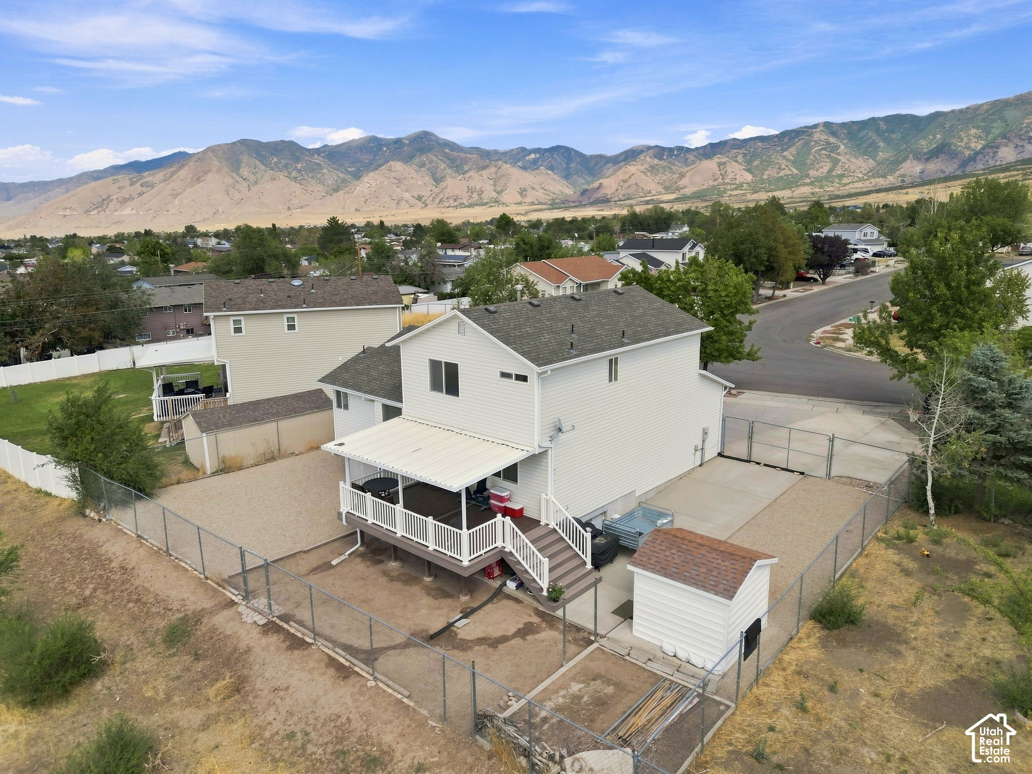 main property photo 42