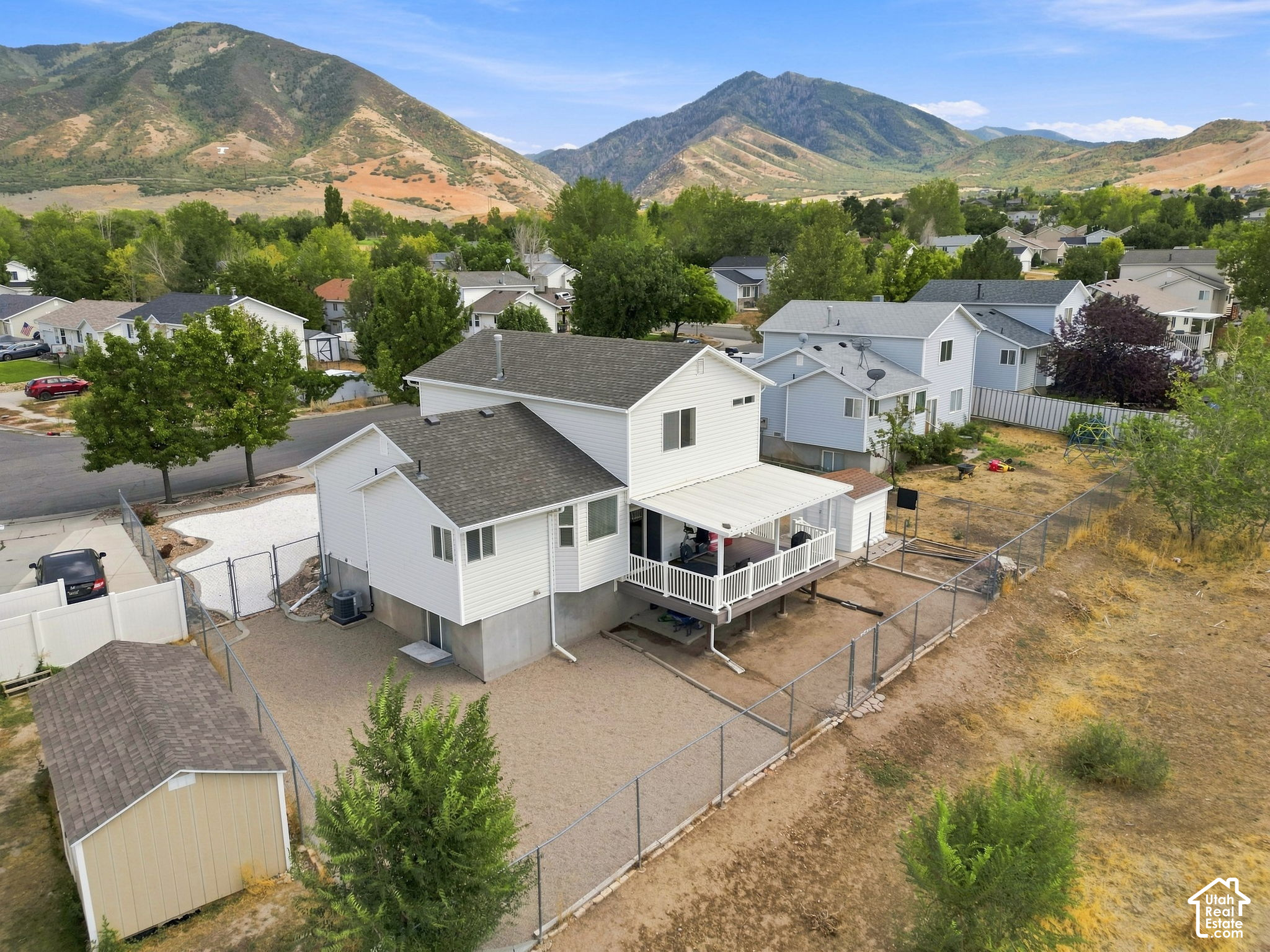main property photo 44