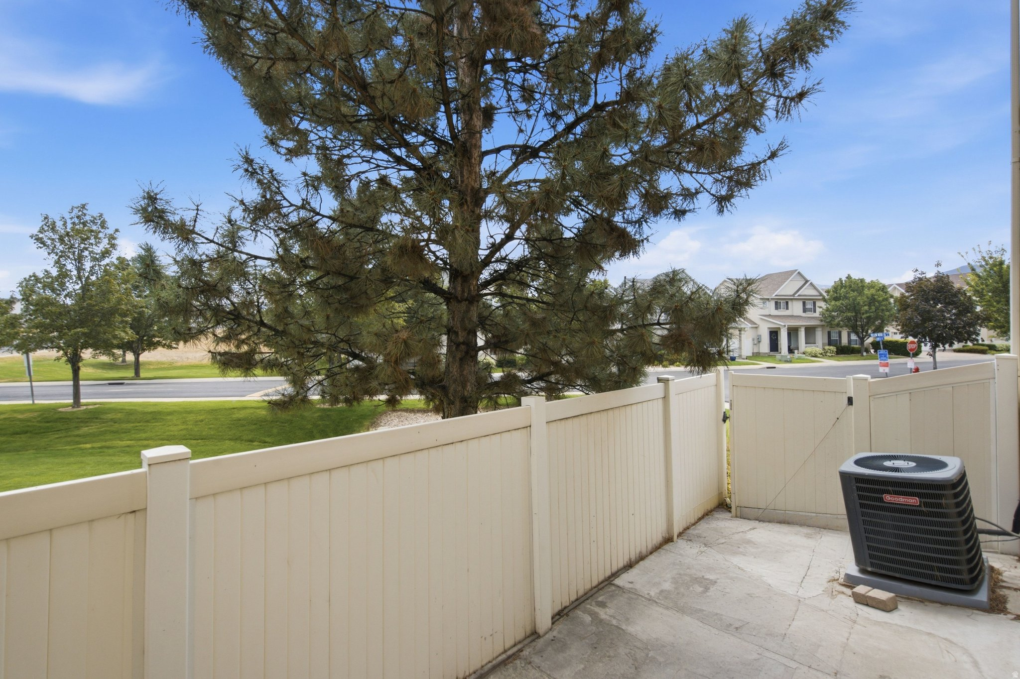 main property photo 48