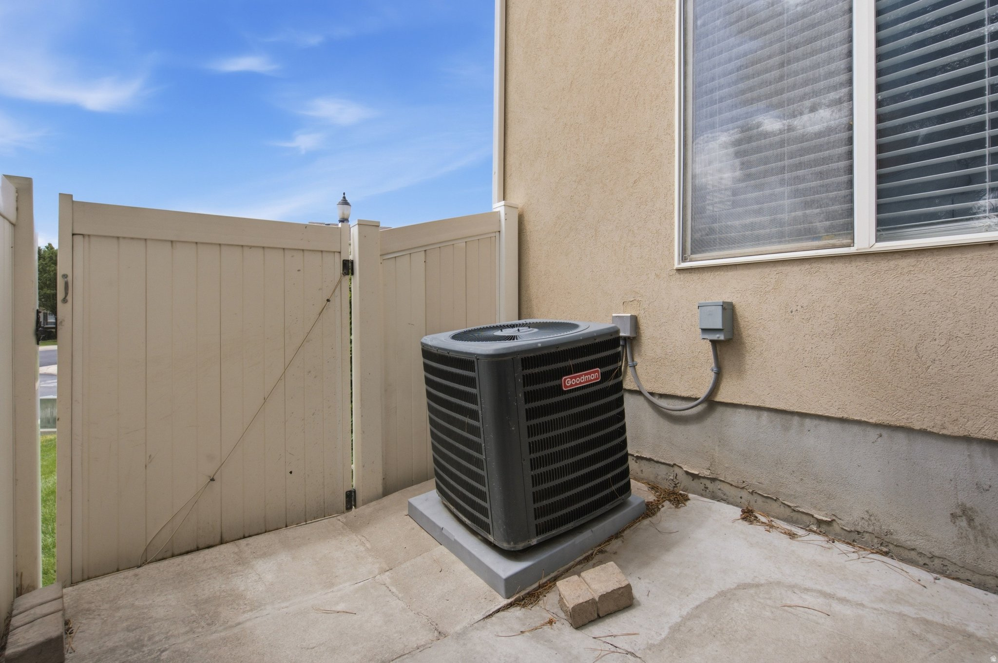 main property photo 50