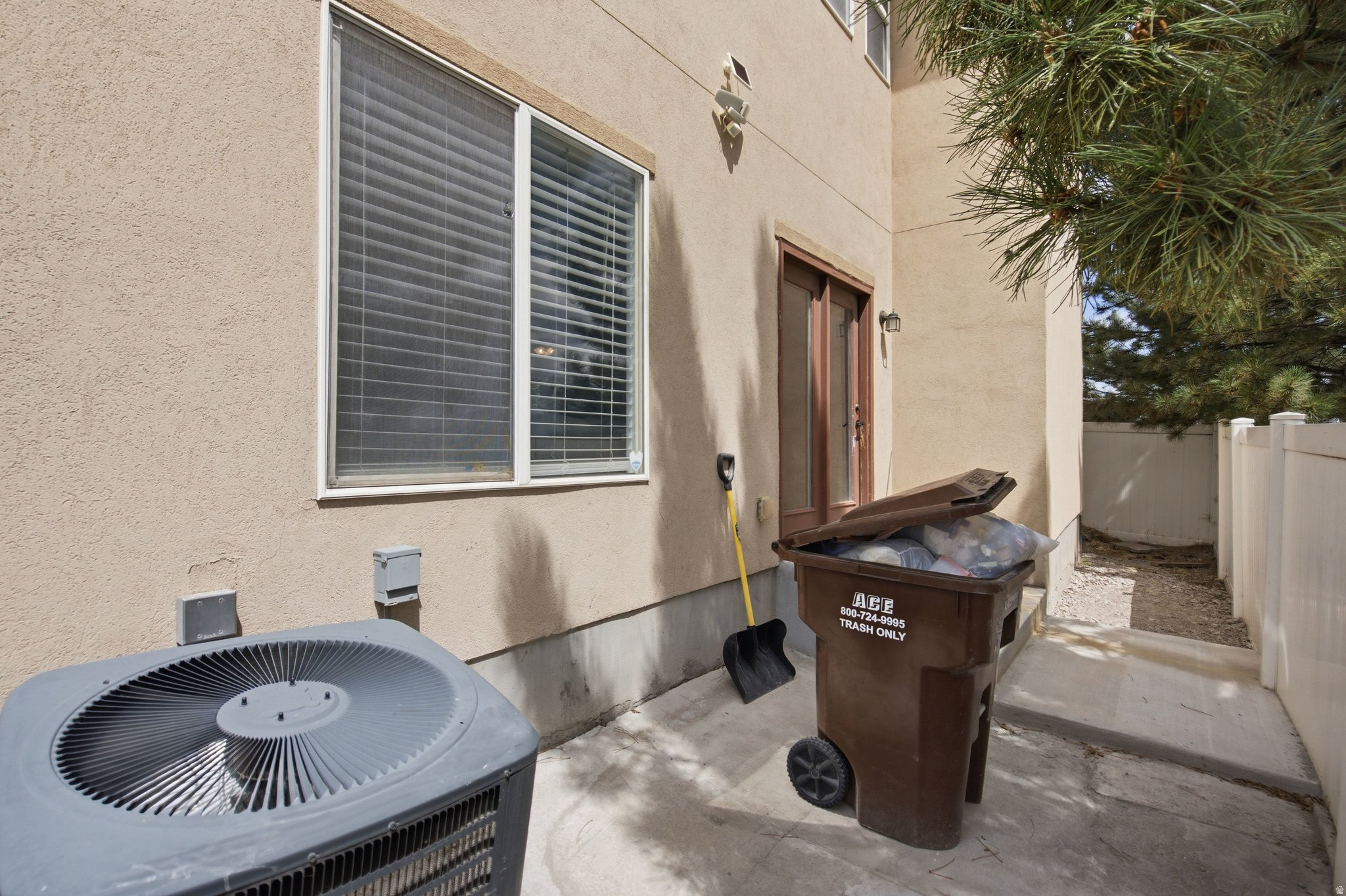 main property photo 51