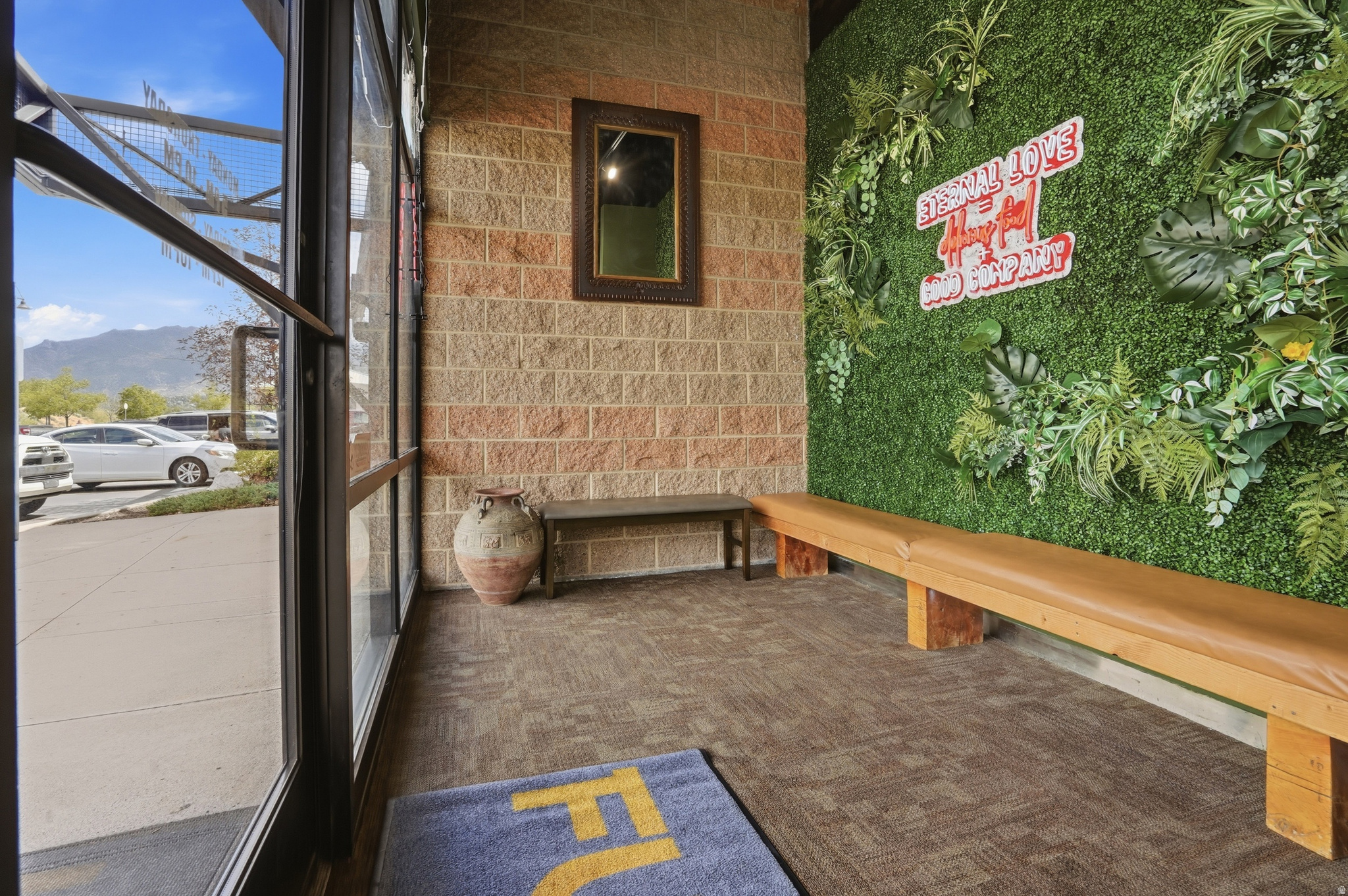 main property photo 12