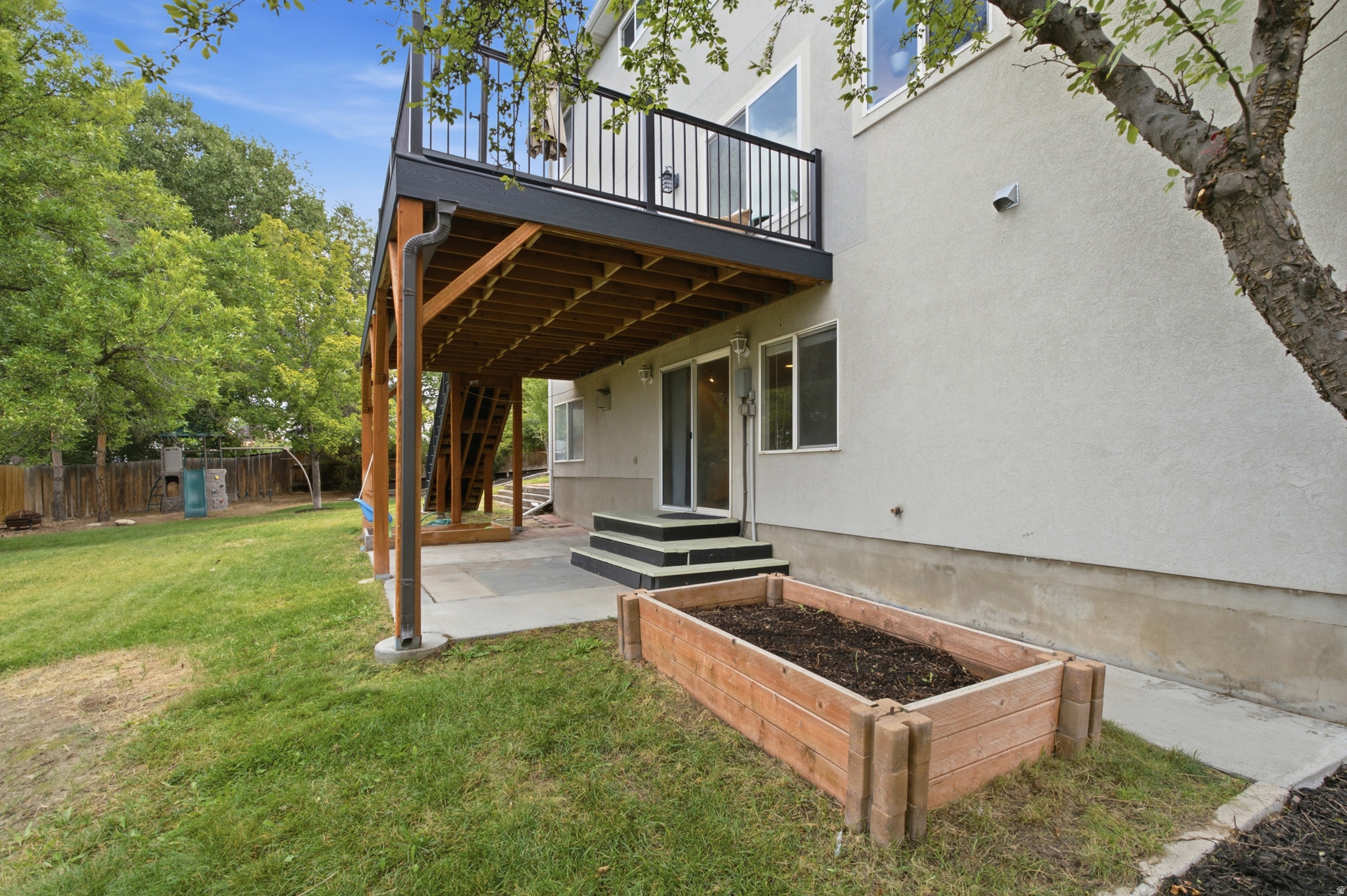 main property photo 43