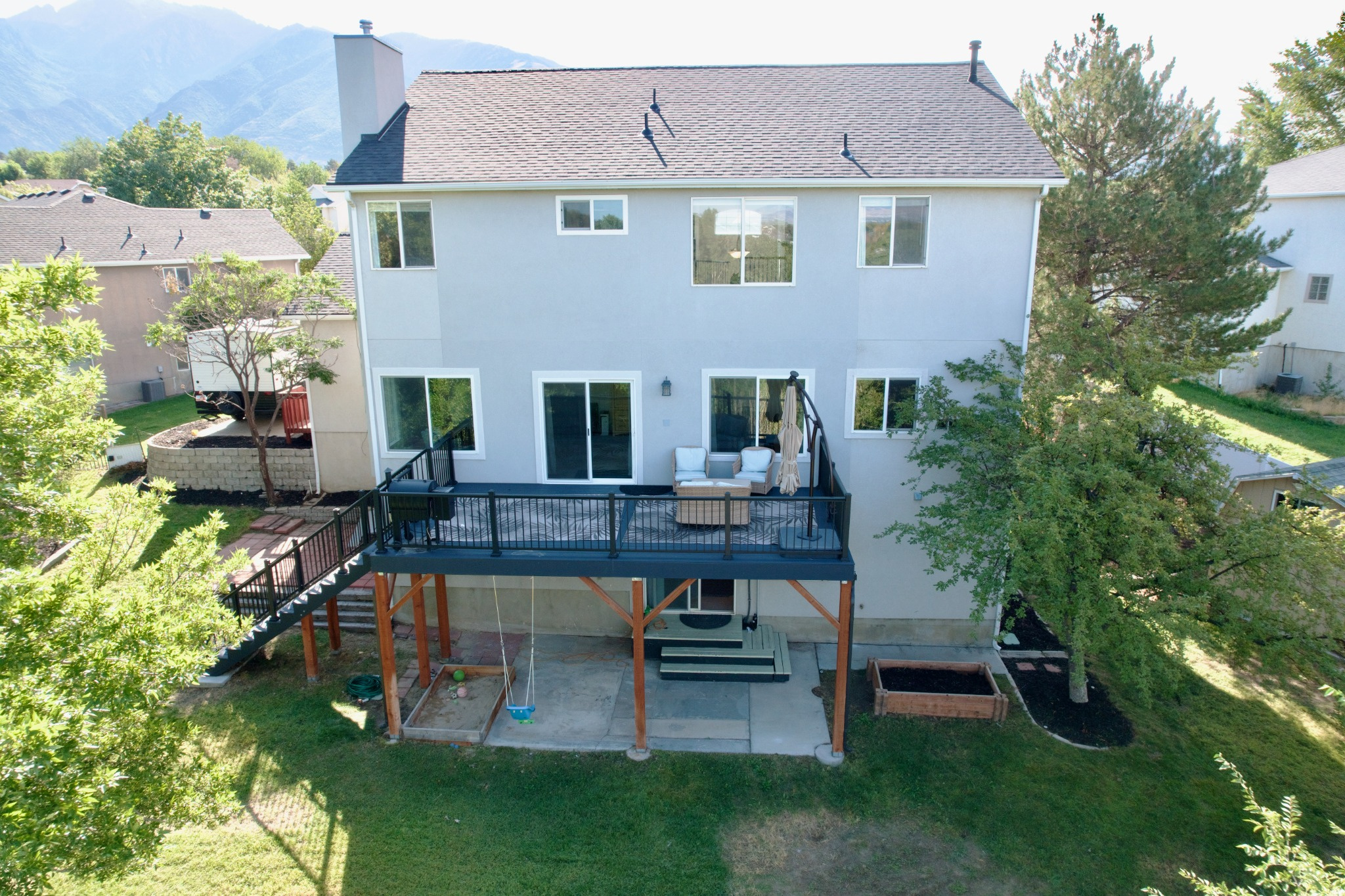 main property photo 47