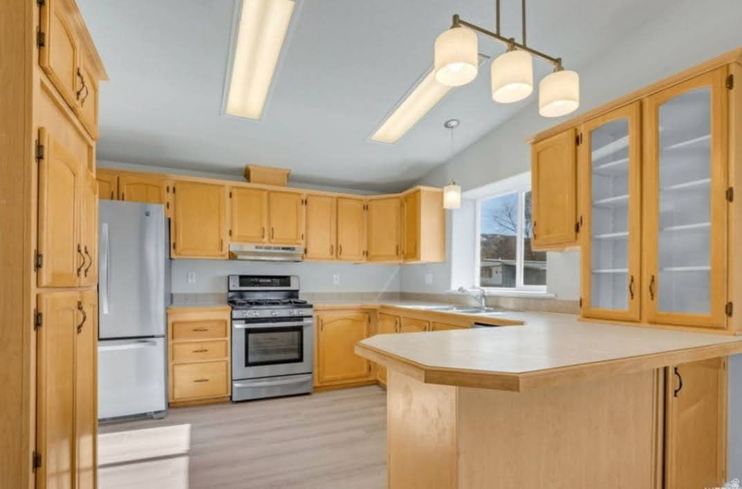 main property photo 10