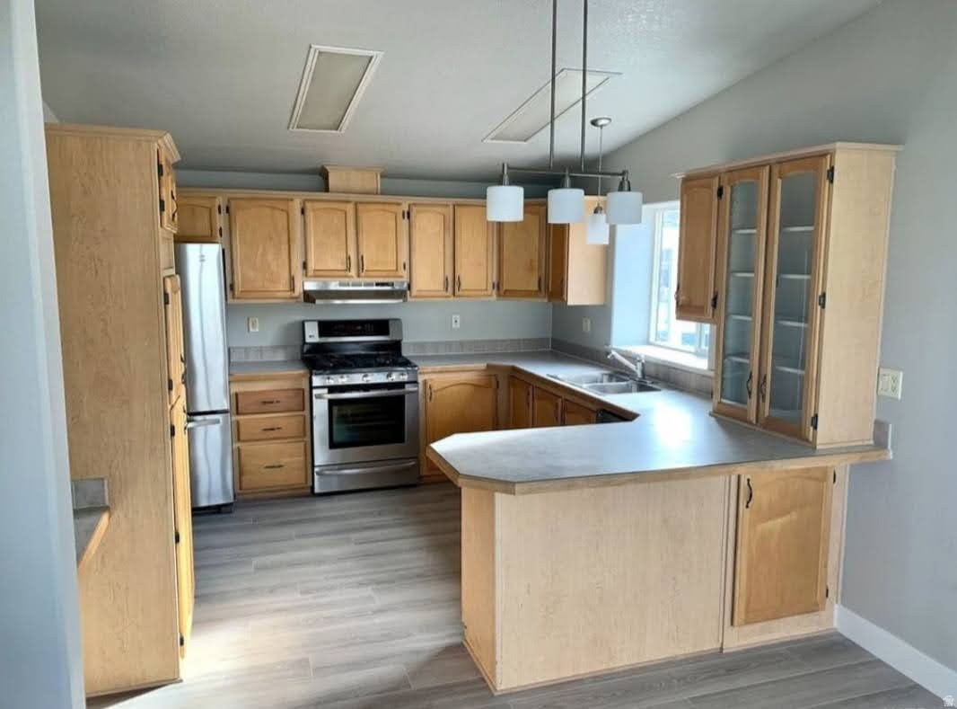 main property photo 8