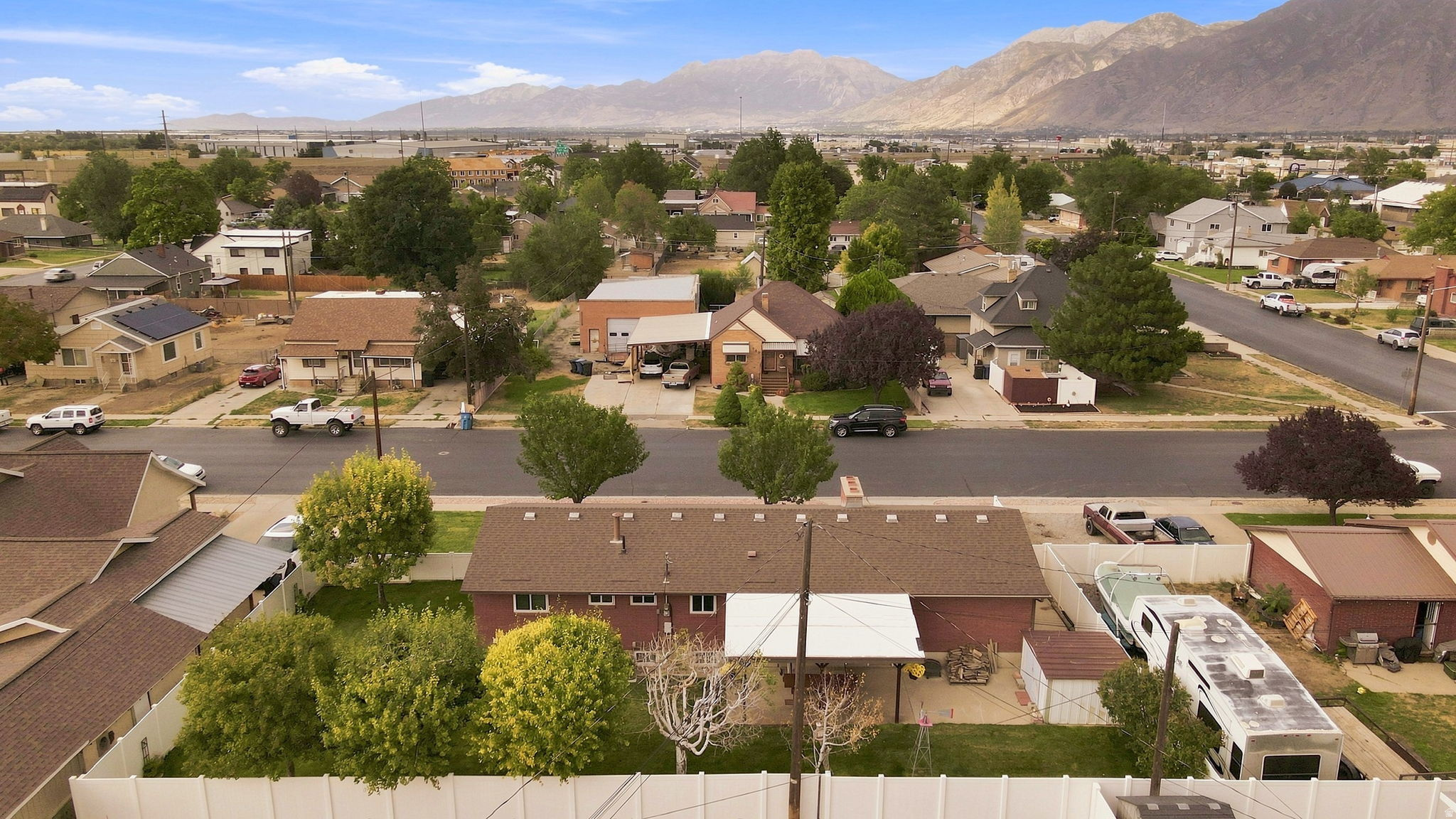 main property photo 8