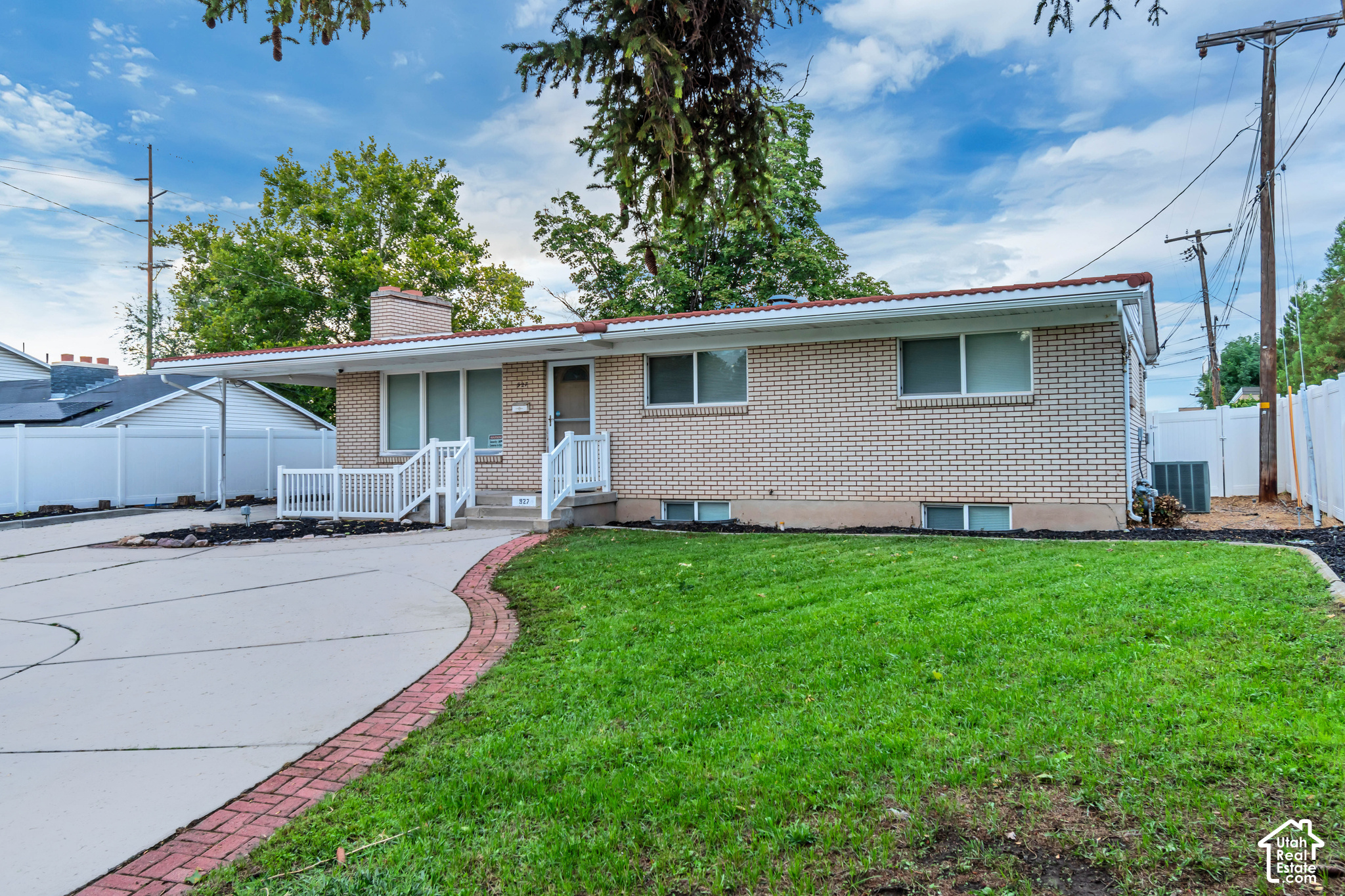 main property photo 7