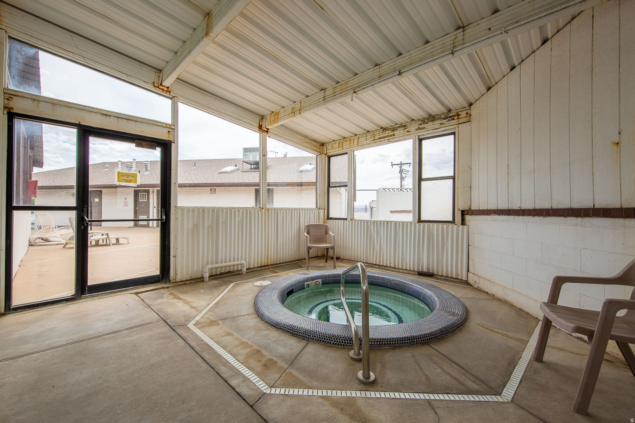 main property photo 21