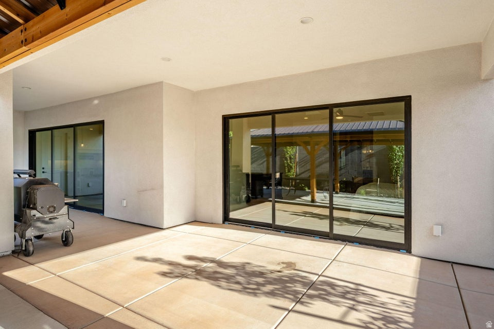 main property photo 70