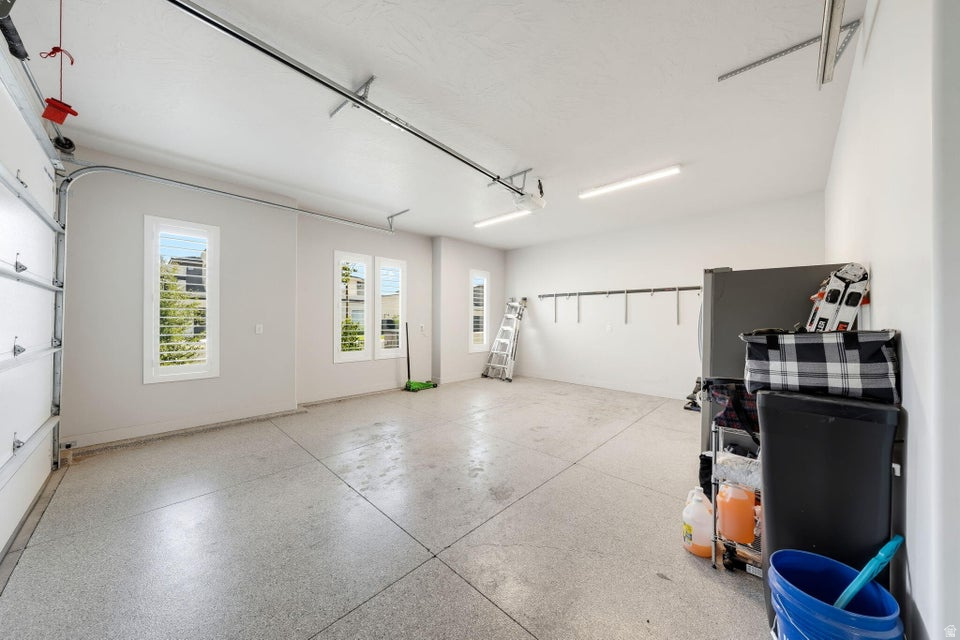 main property photo 80