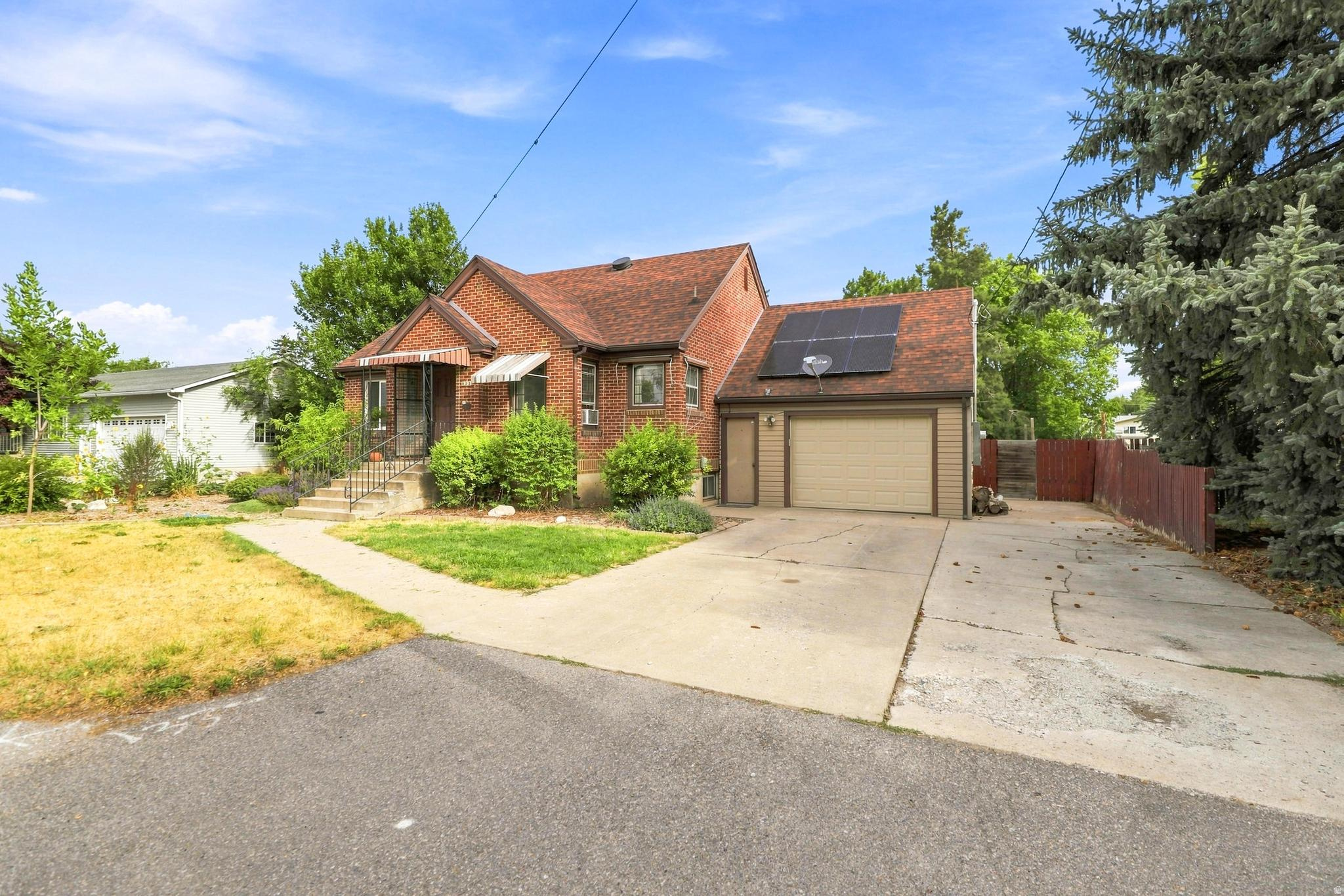 main property photo 26