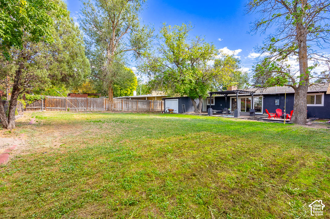 main property photo 43