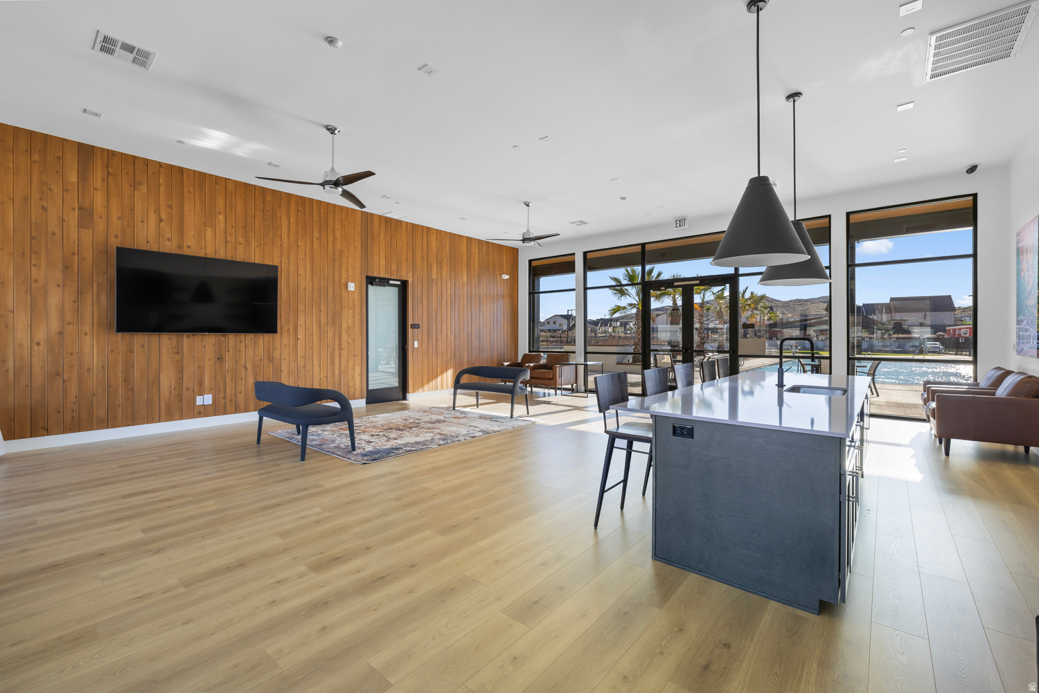 main property photo 67