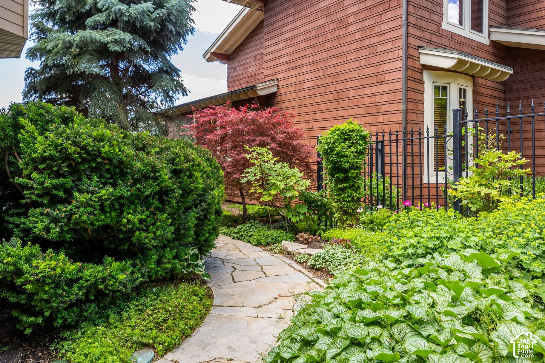 main property photo 51