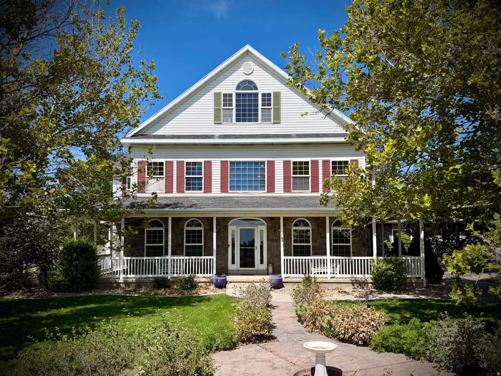 main property photo 1
