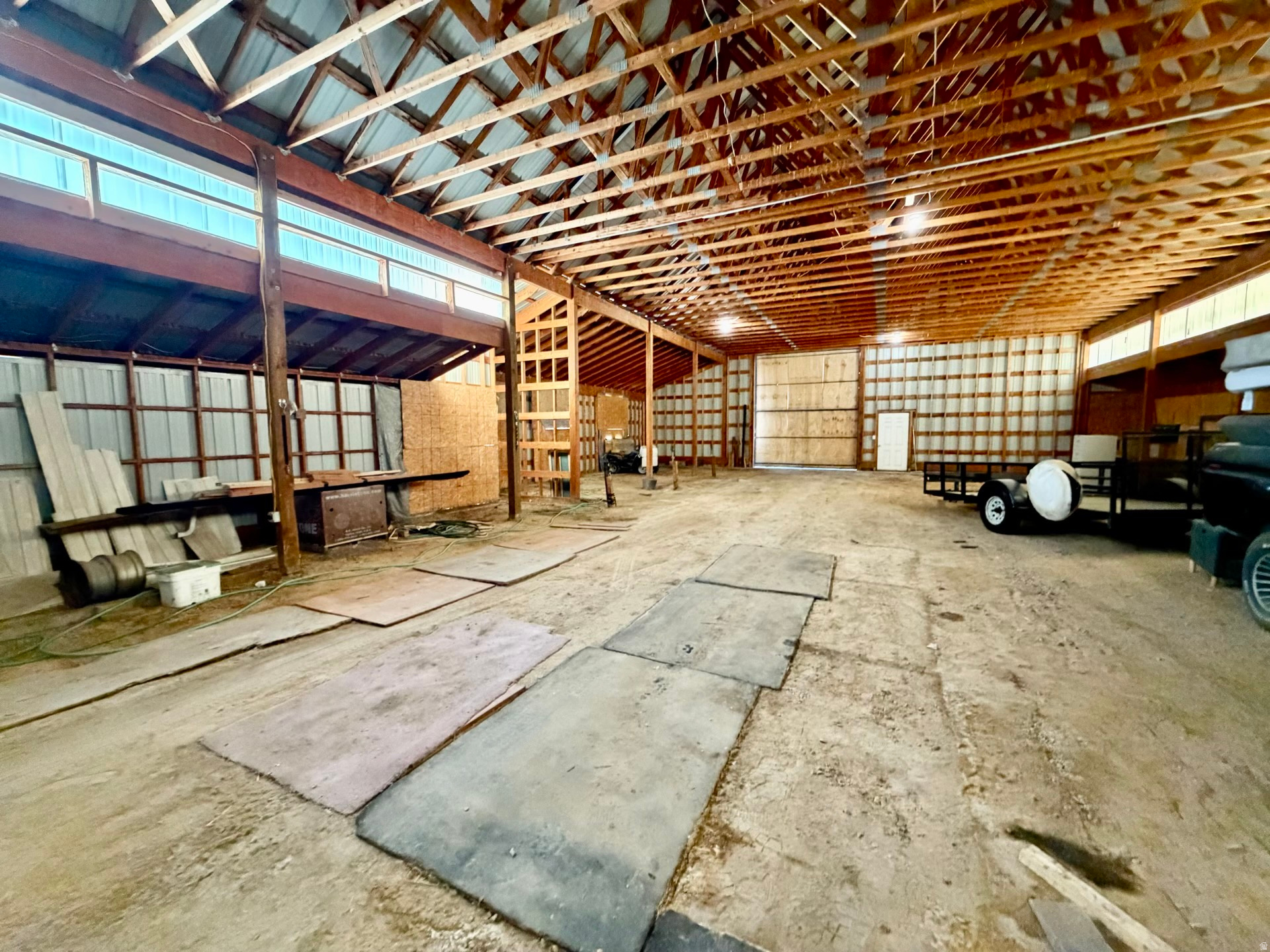 main property photo 40