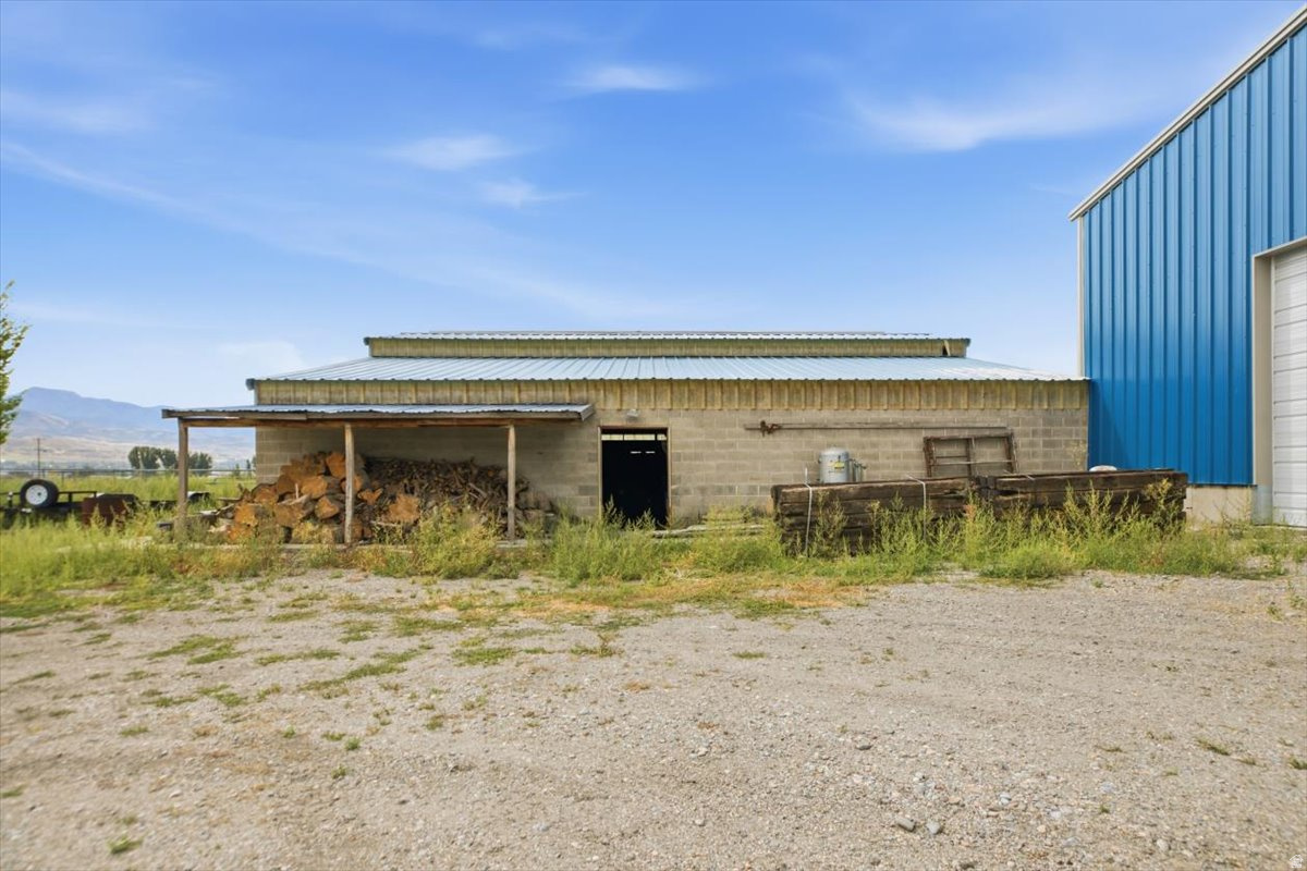 main property photo 44