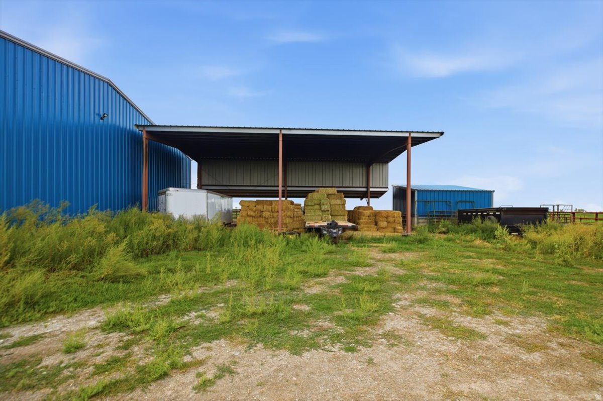 main property photo 50