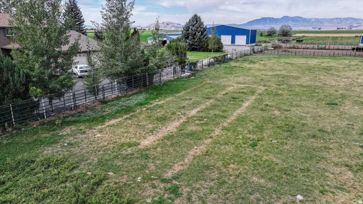 main property photo 62