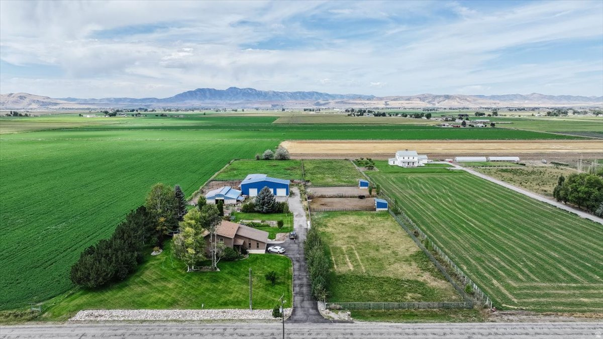 main property photo 90
