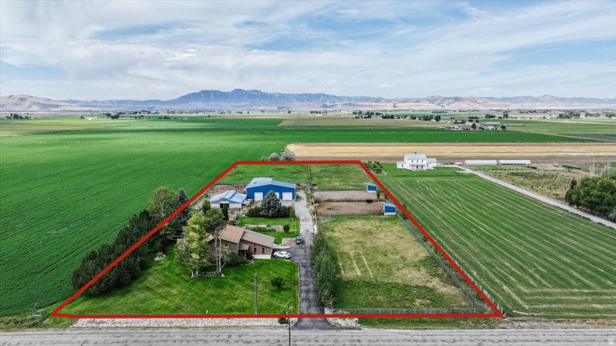 main property photo 93